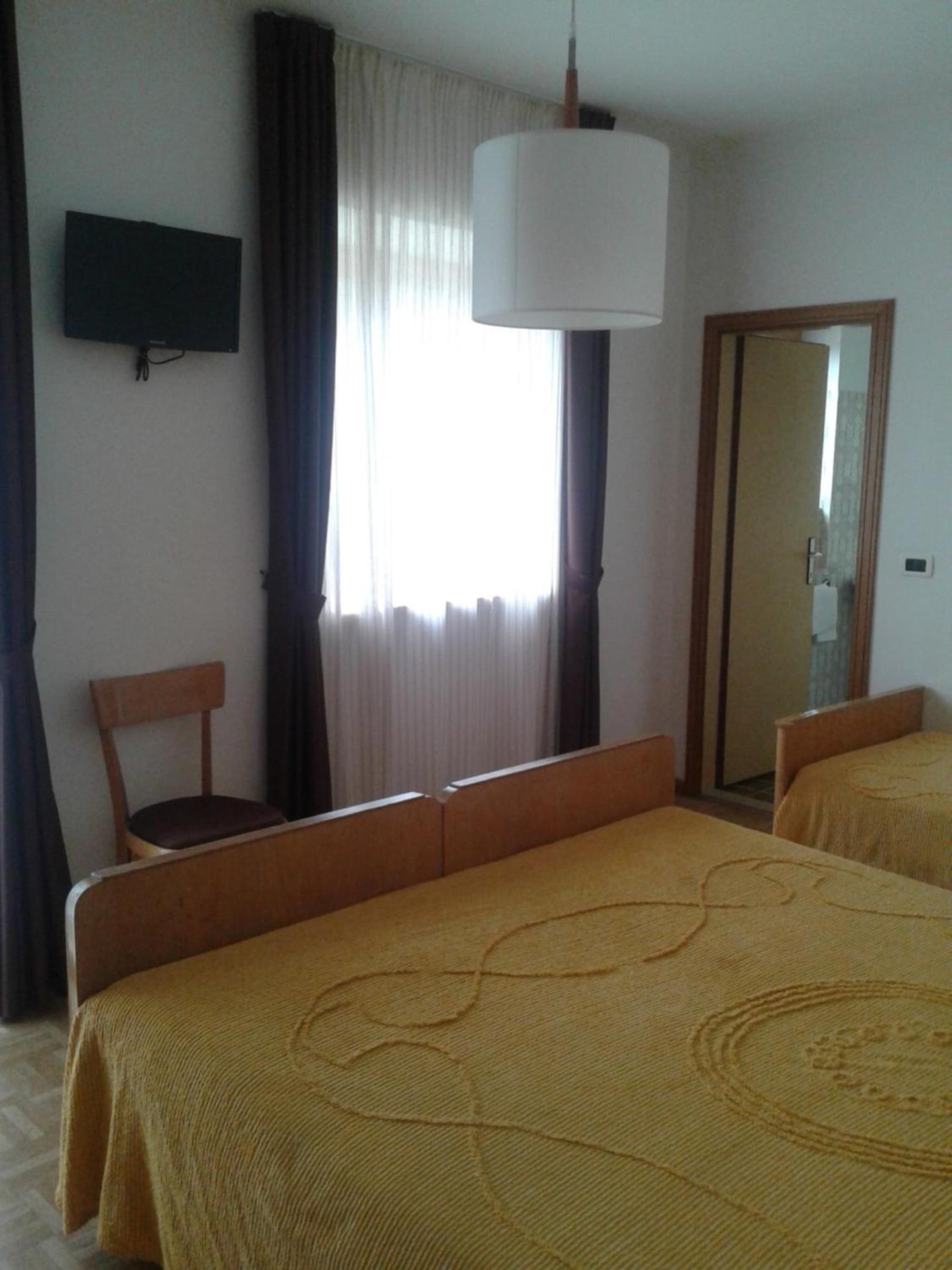 Triple Room with Private Bathroom