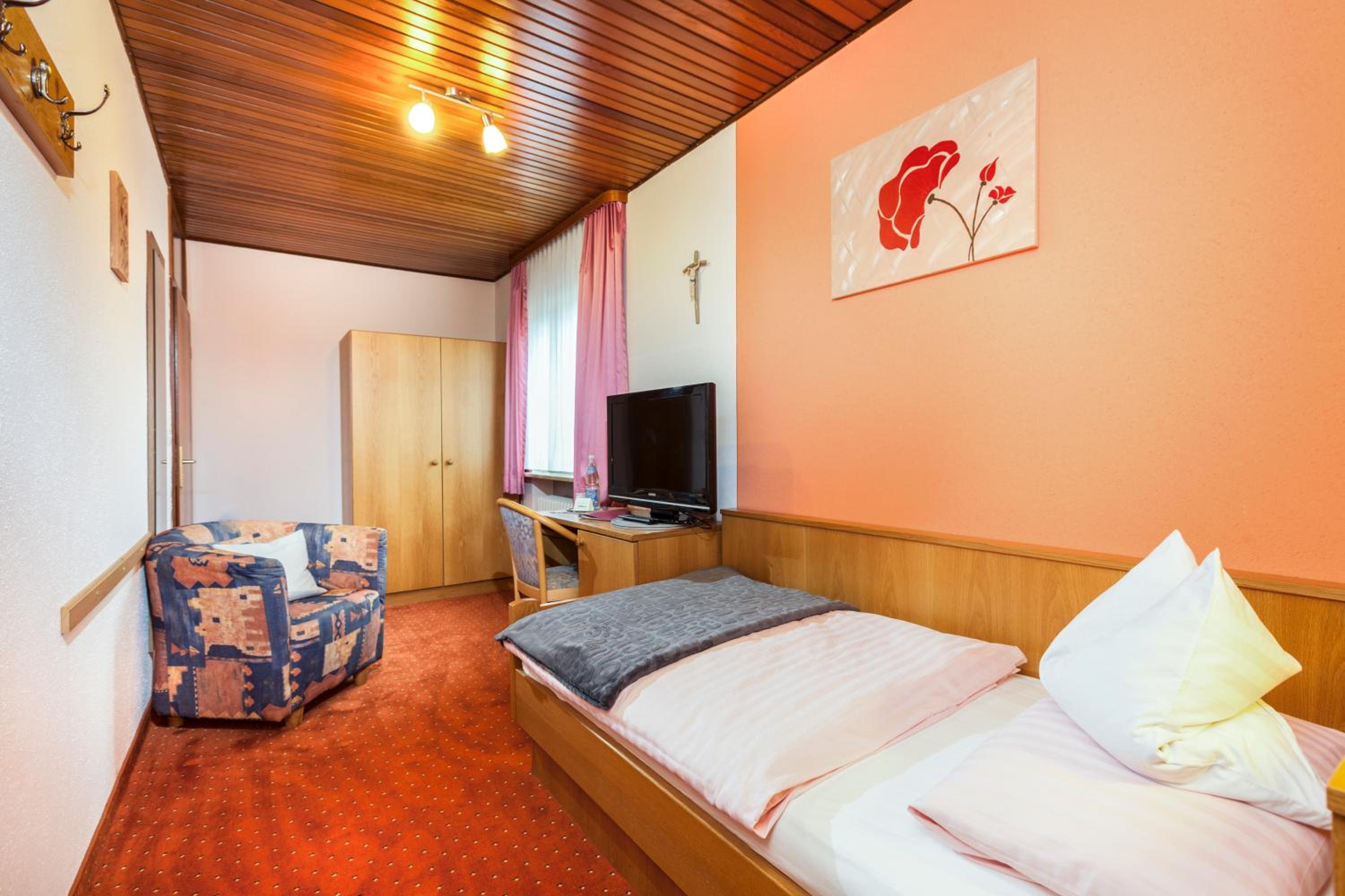 Single Room photo 1