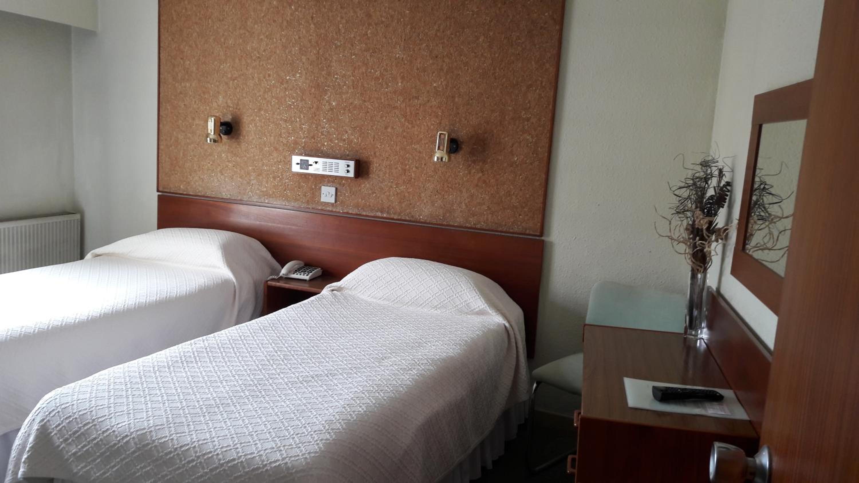 Twin Room photo 1