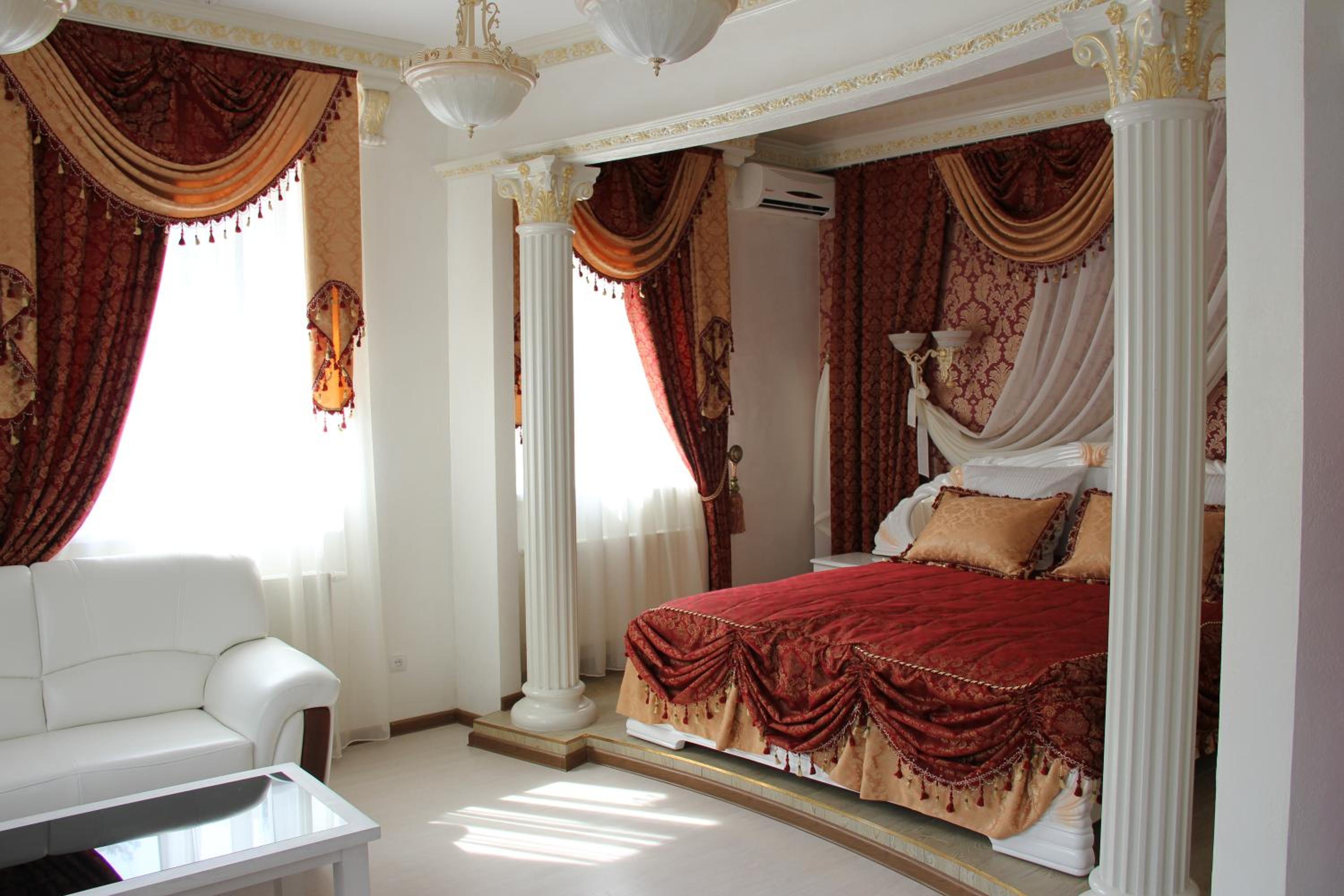 Large Double Room photo 1
