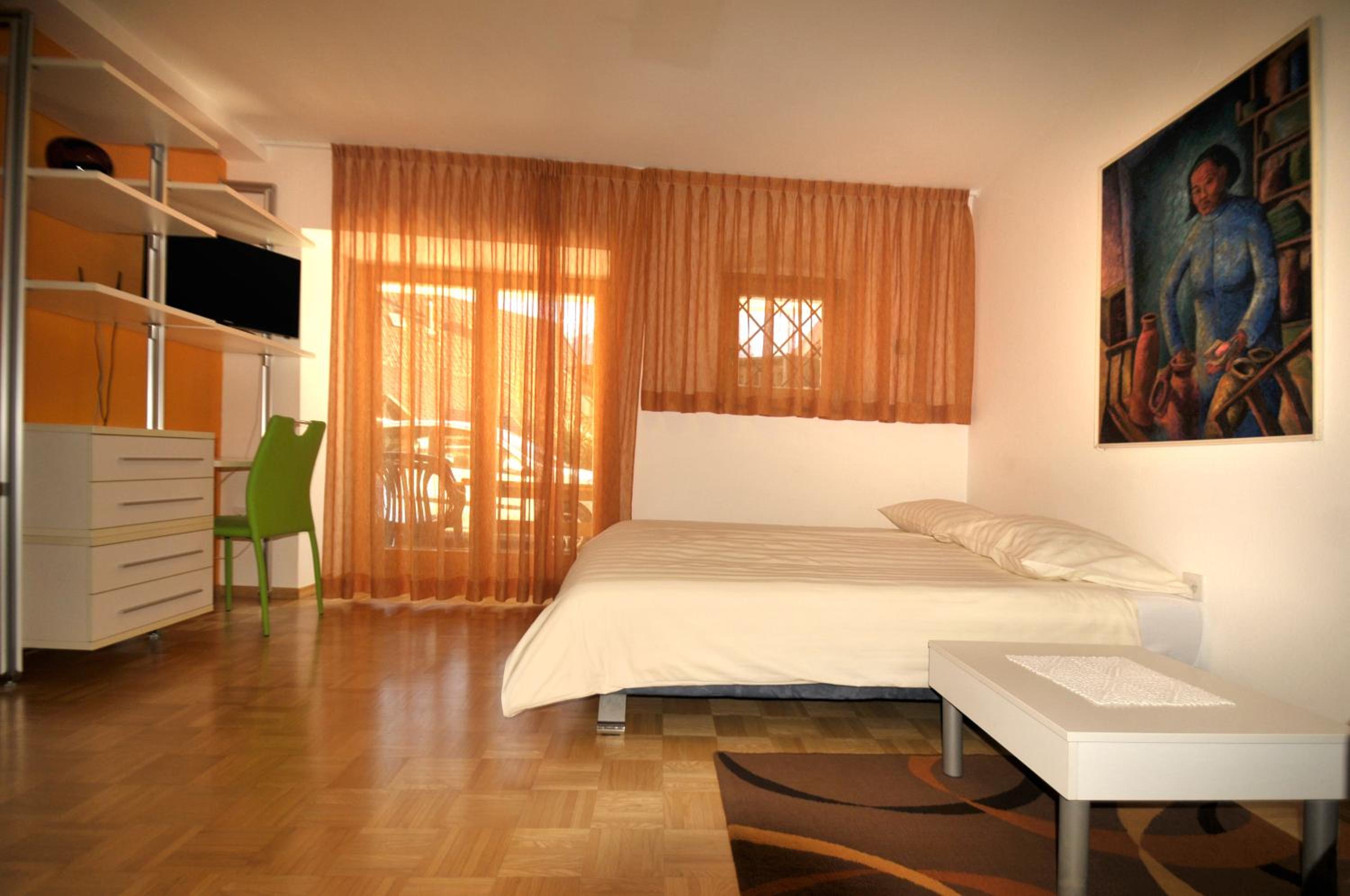 Suite photo 1