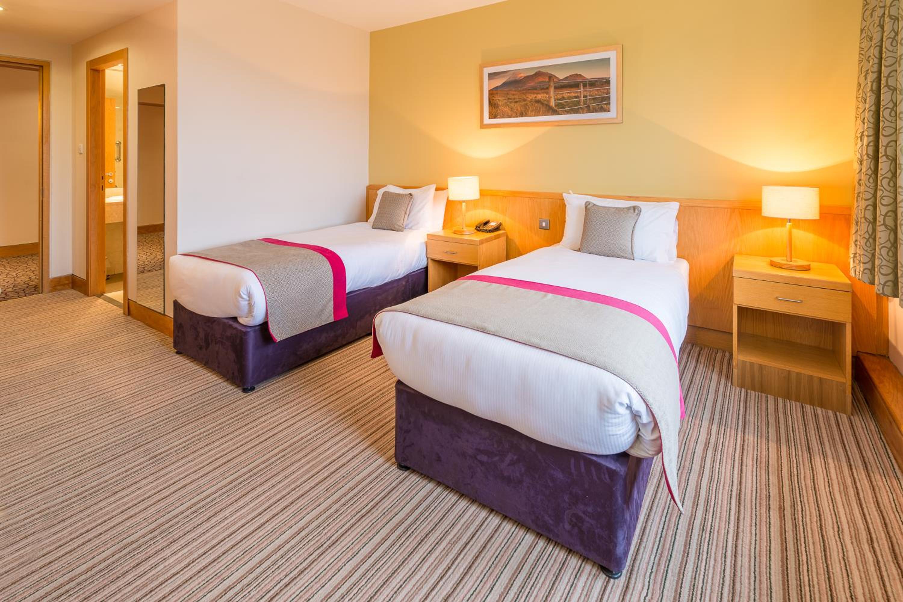 Twin Room - Photo 1