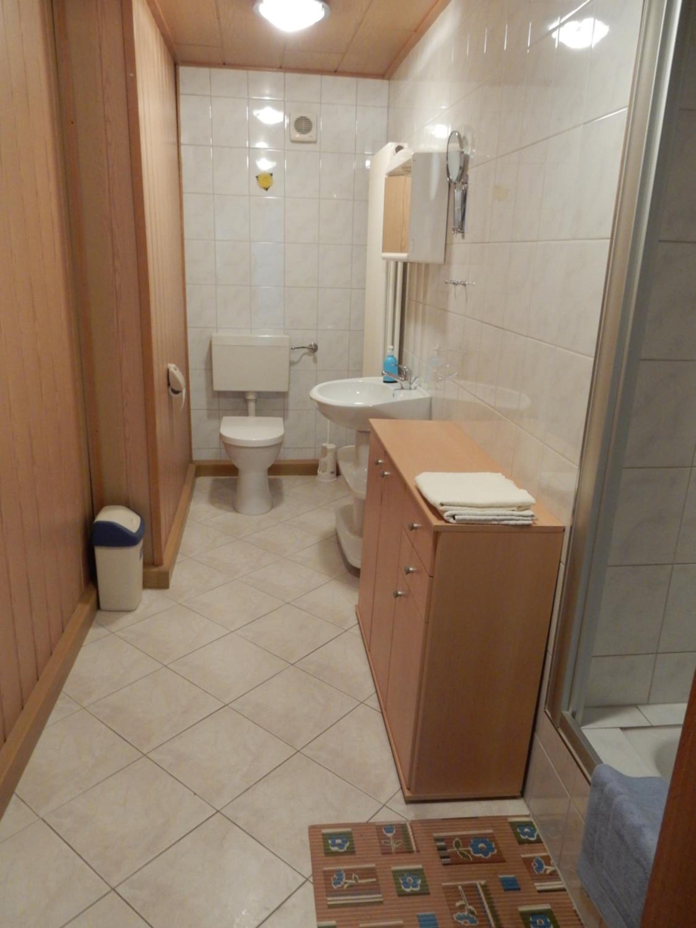 Single Room with Shower photo 3