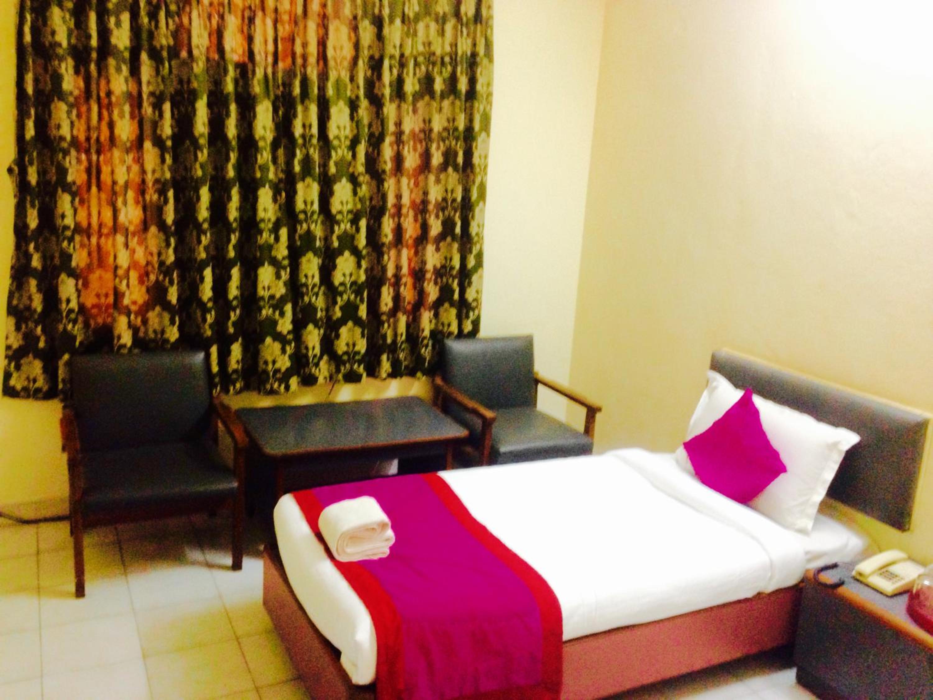 Budget Single Room