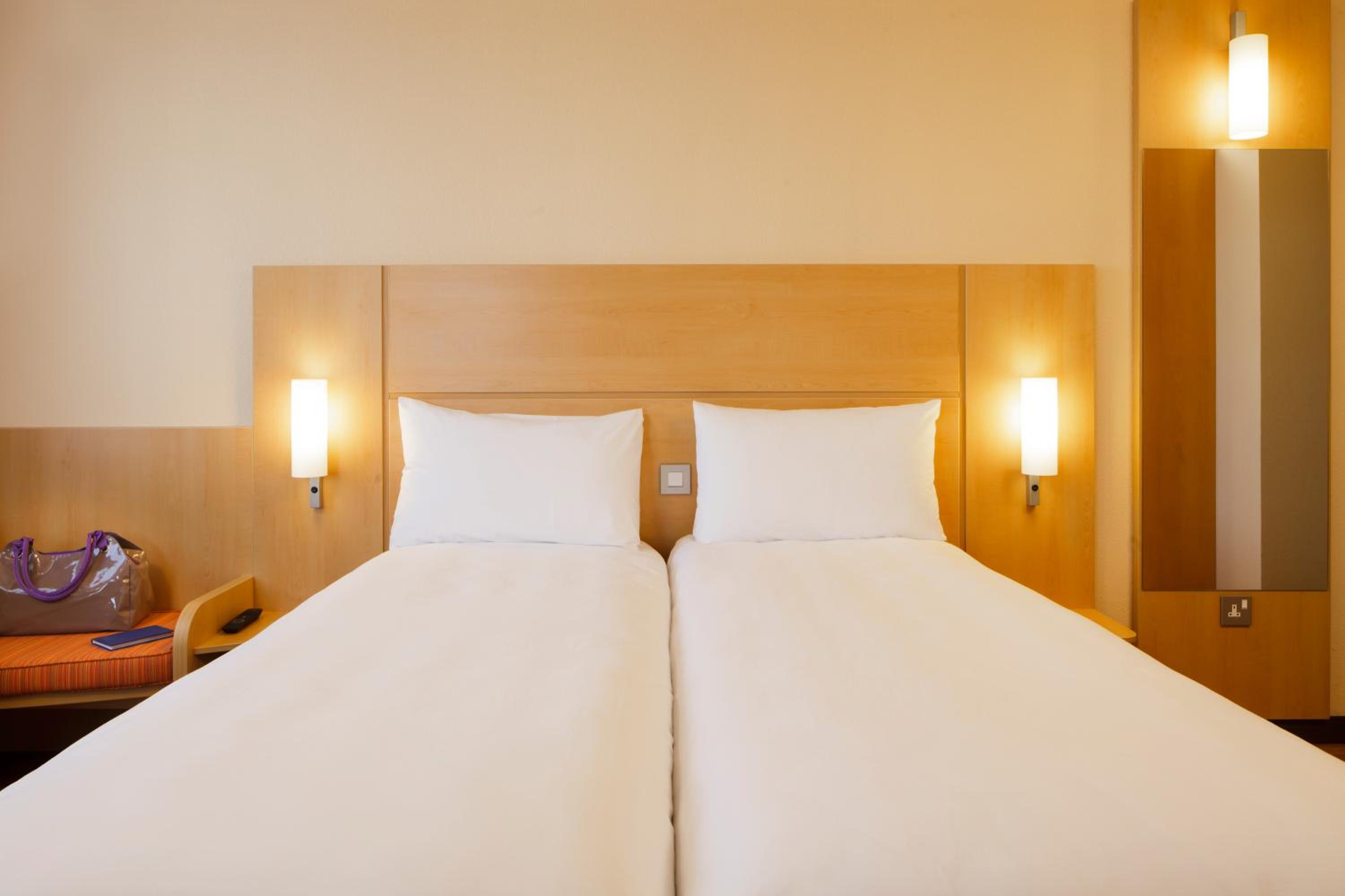 Twin Room photo 1