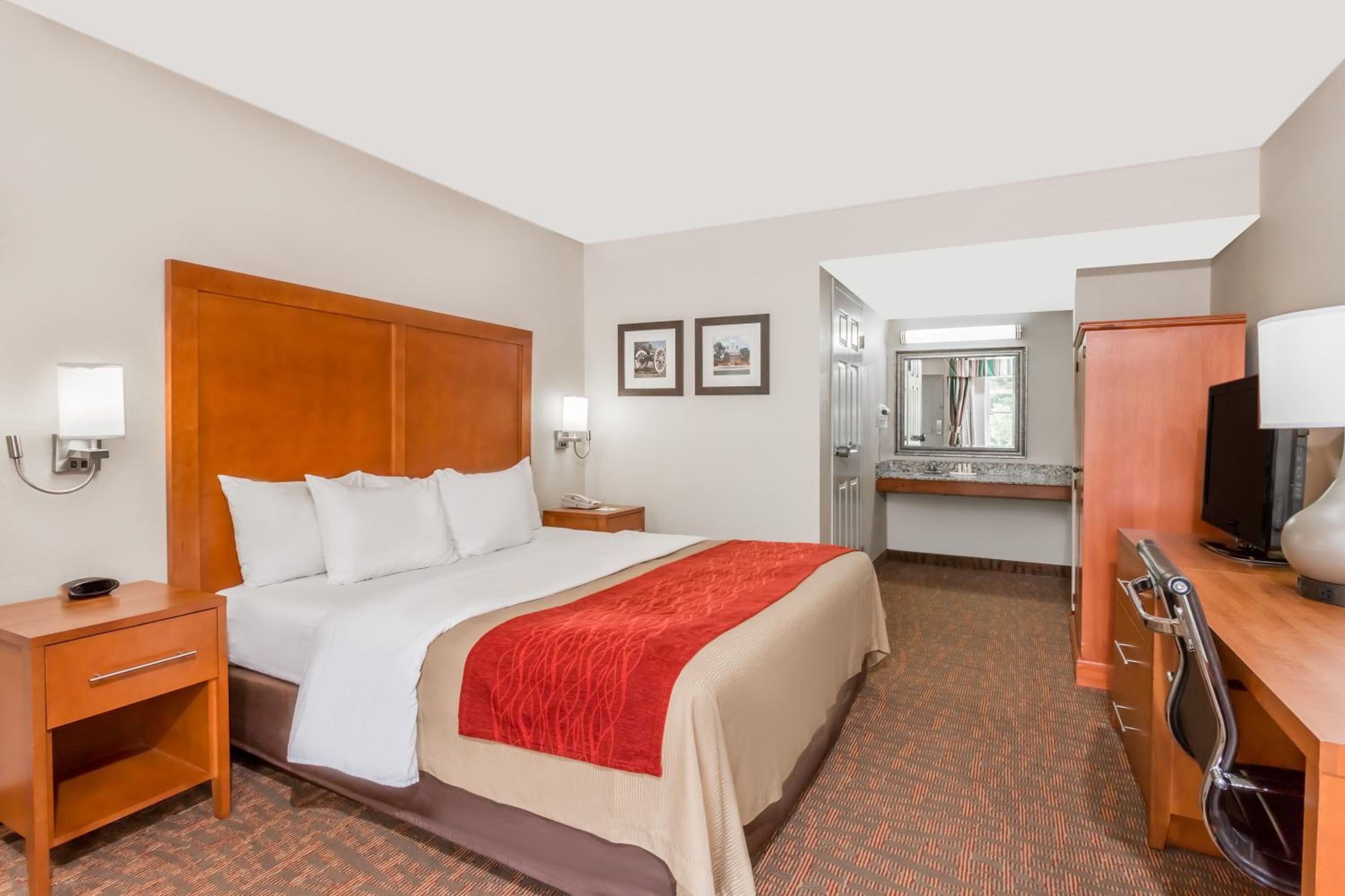 Room with Two Double Beds - Non-Smoking - Photo 1