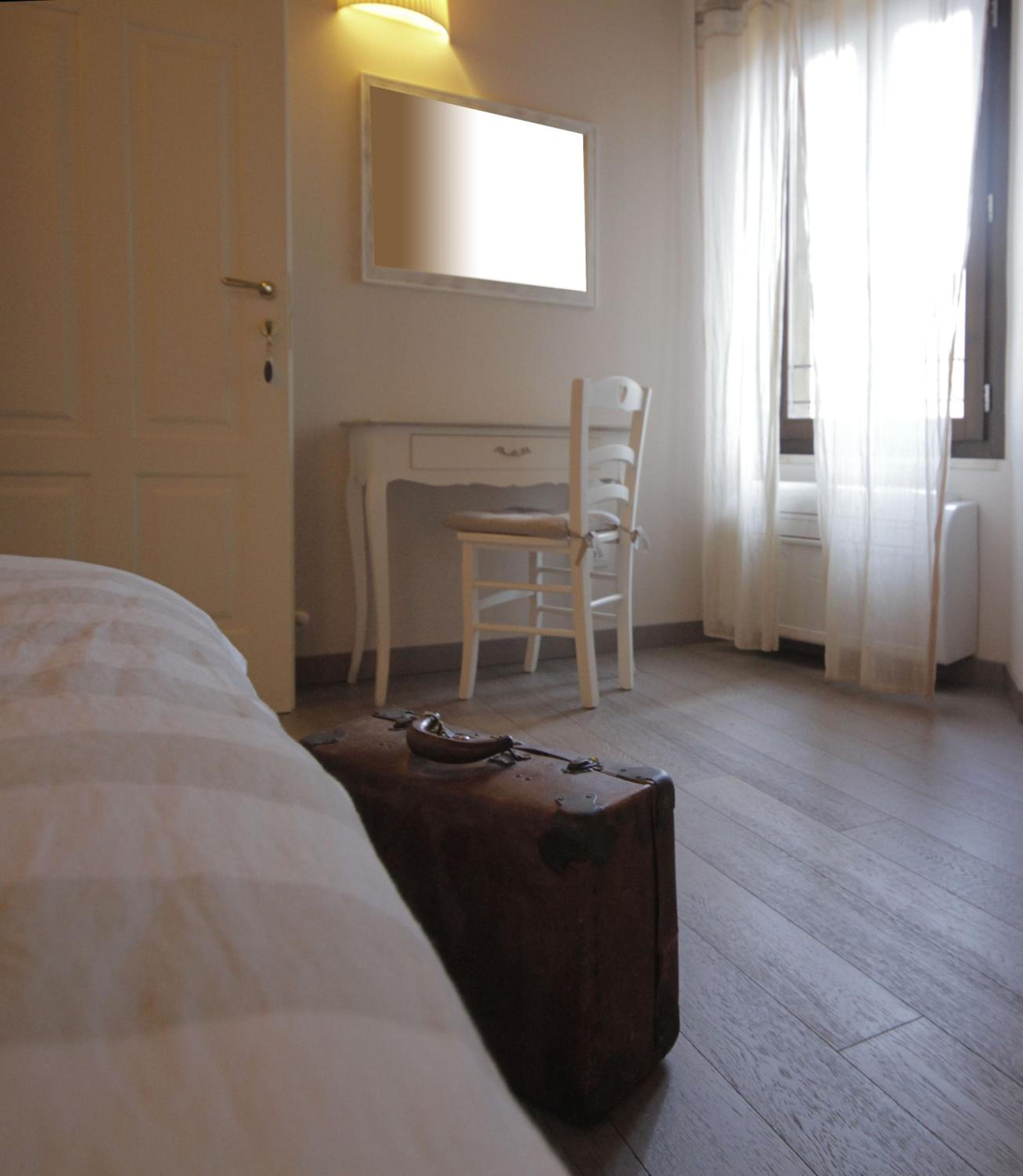 Double Room - Photo 23
