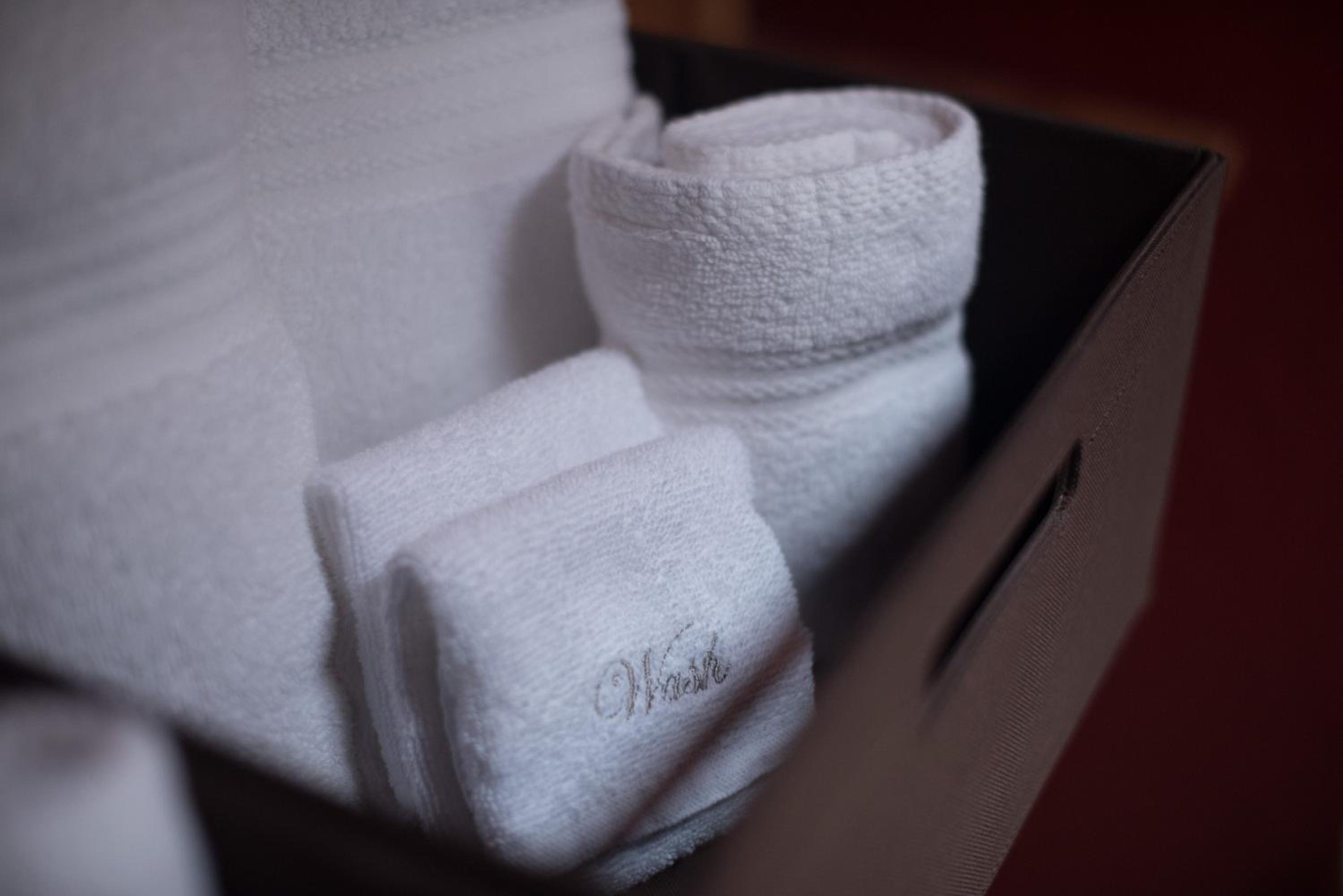 Queen Room with Spa Bath
