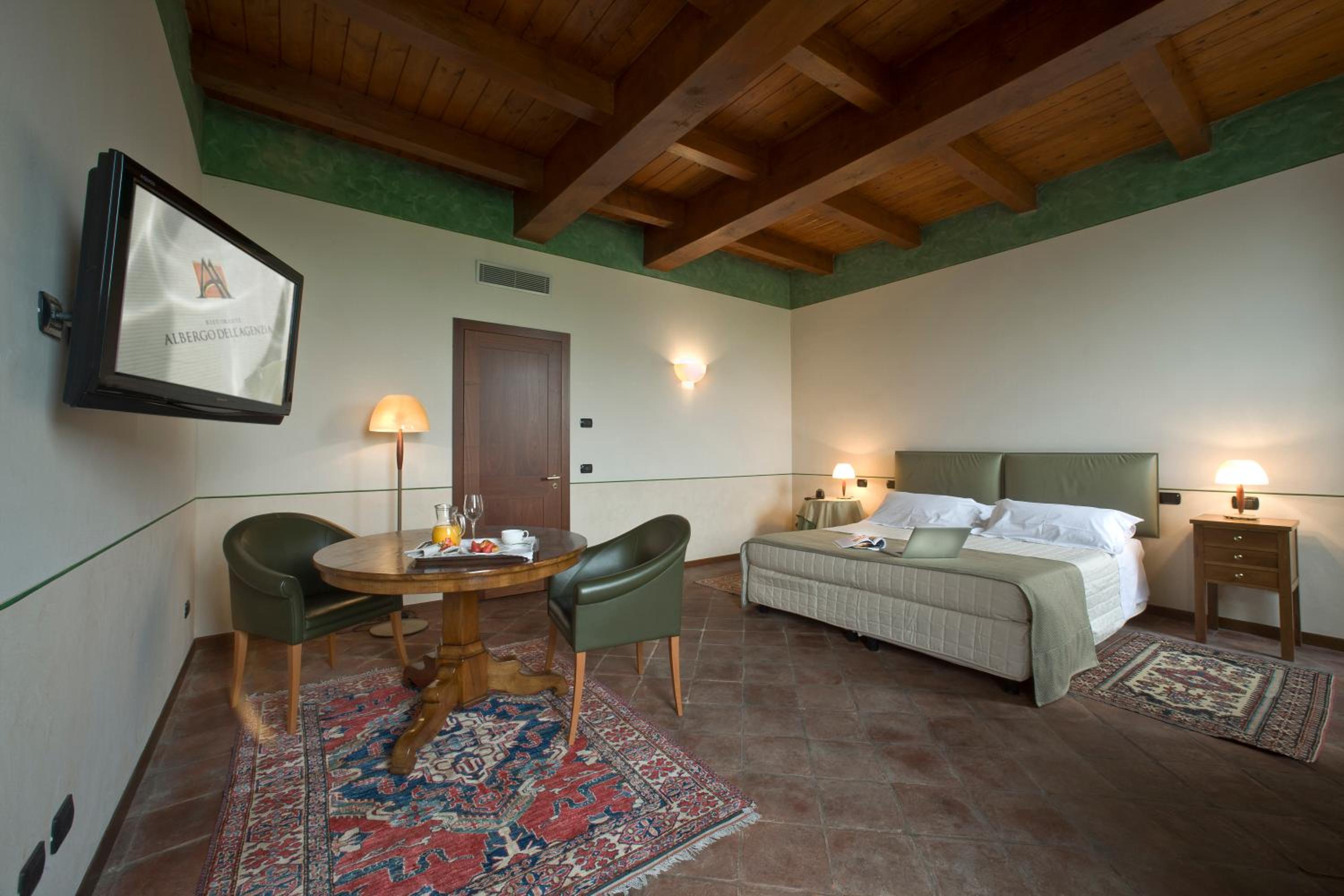 Deluxe Double Room - Photo 2
