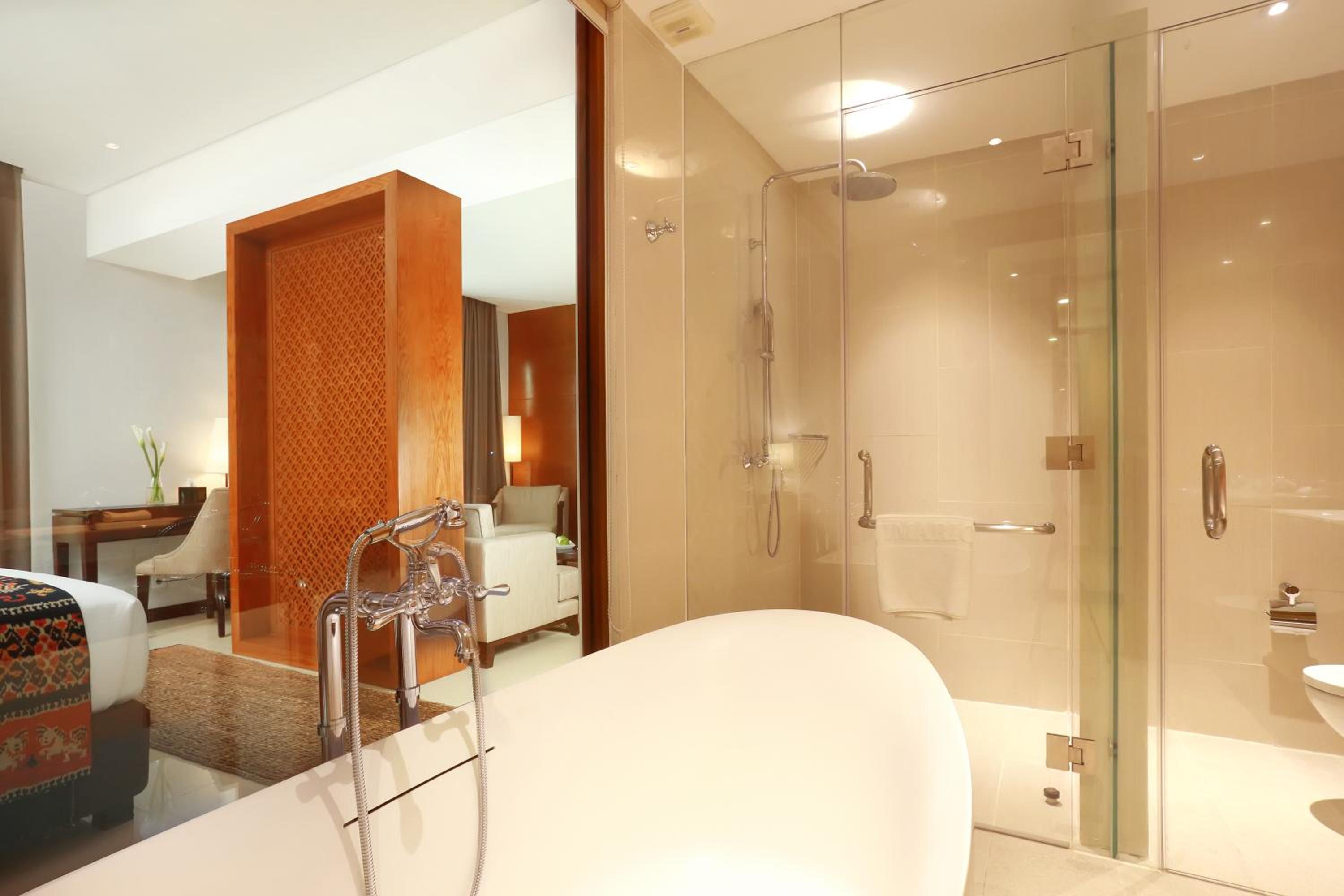 Executive Suite photo 2