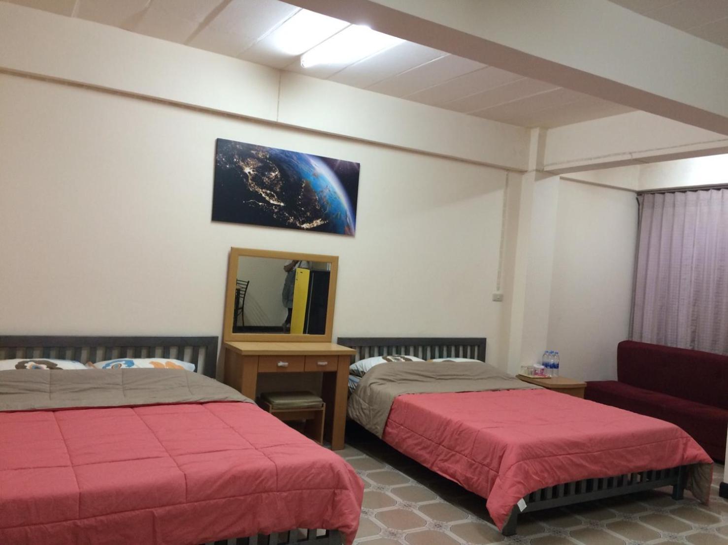 Apartment - Photo 25
