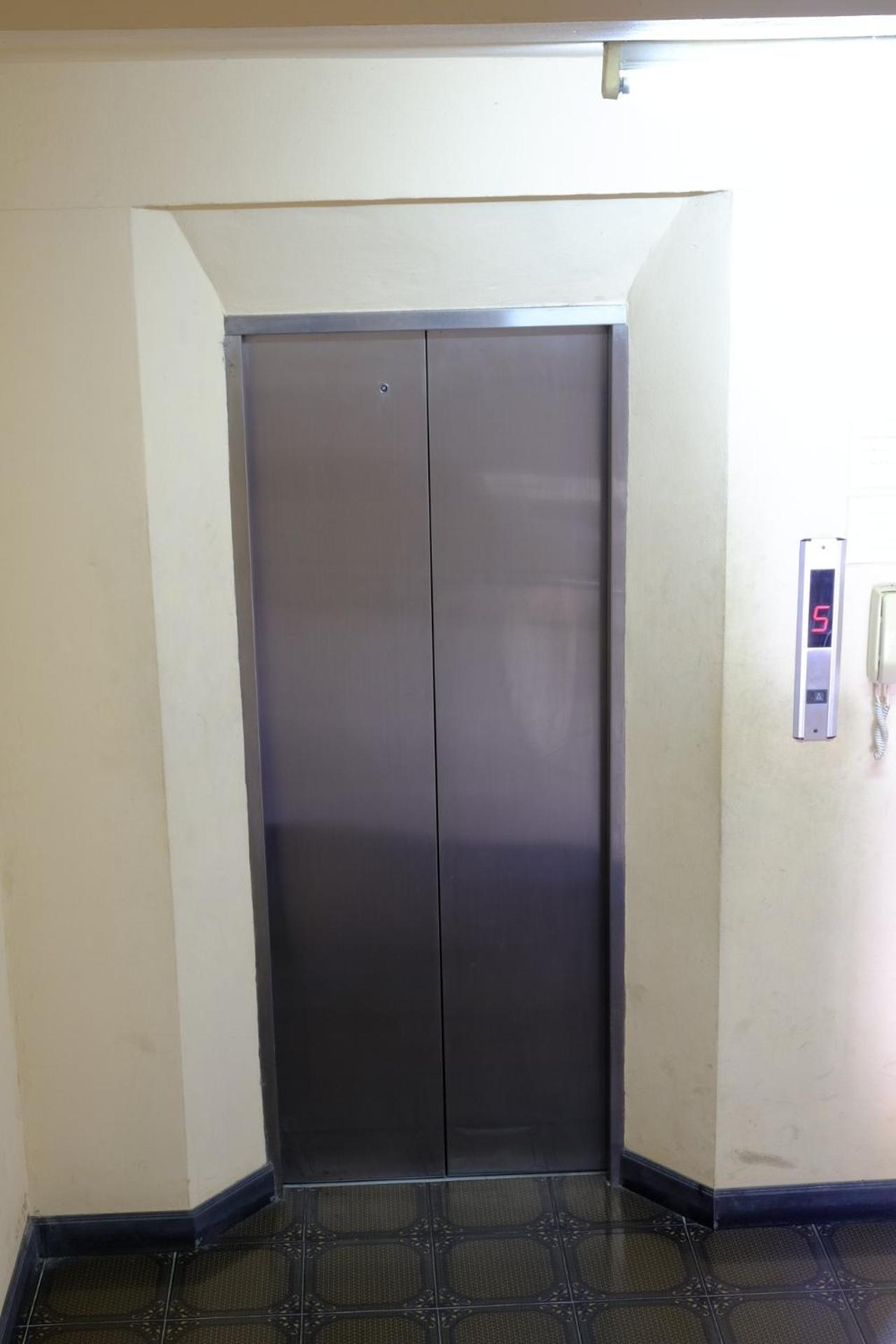 Apartment - Photo 9