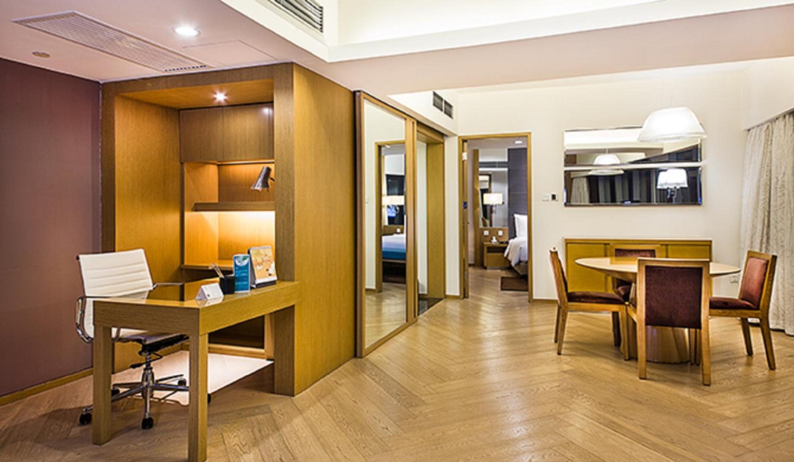 One-Bedroom Executive - Photo 2