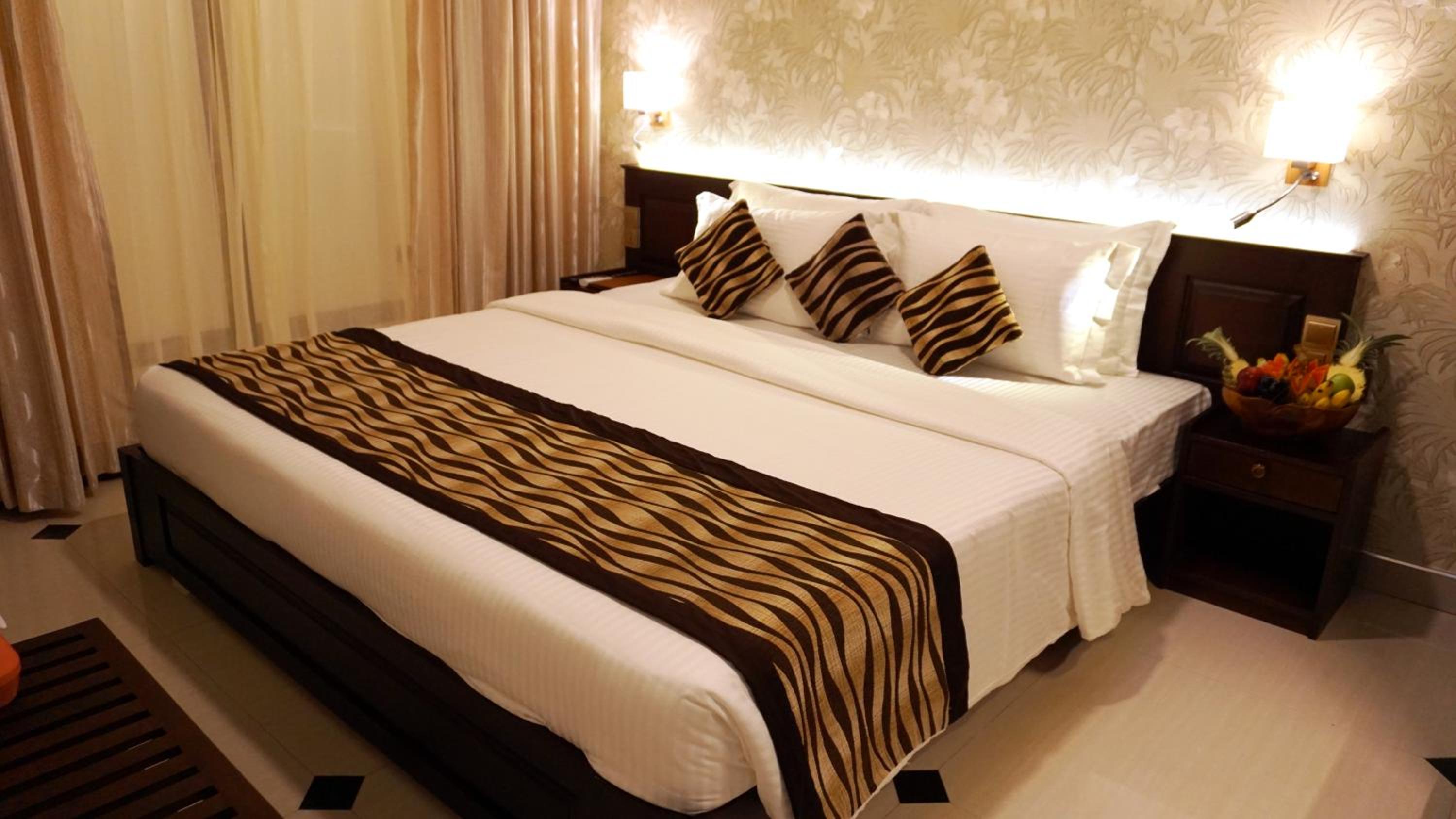 Semi Deluxe Room