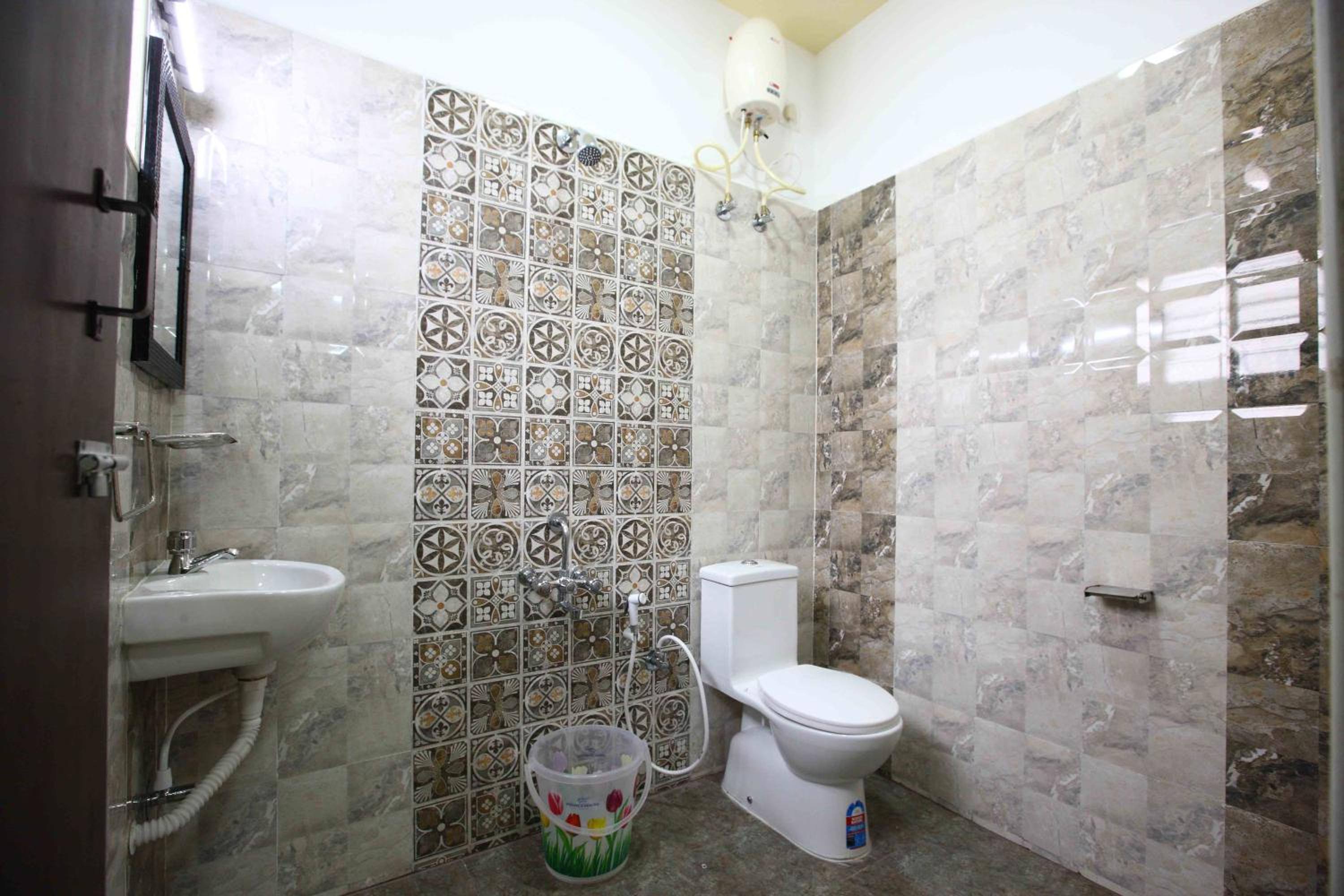 Double Room in an Apartment photo 3