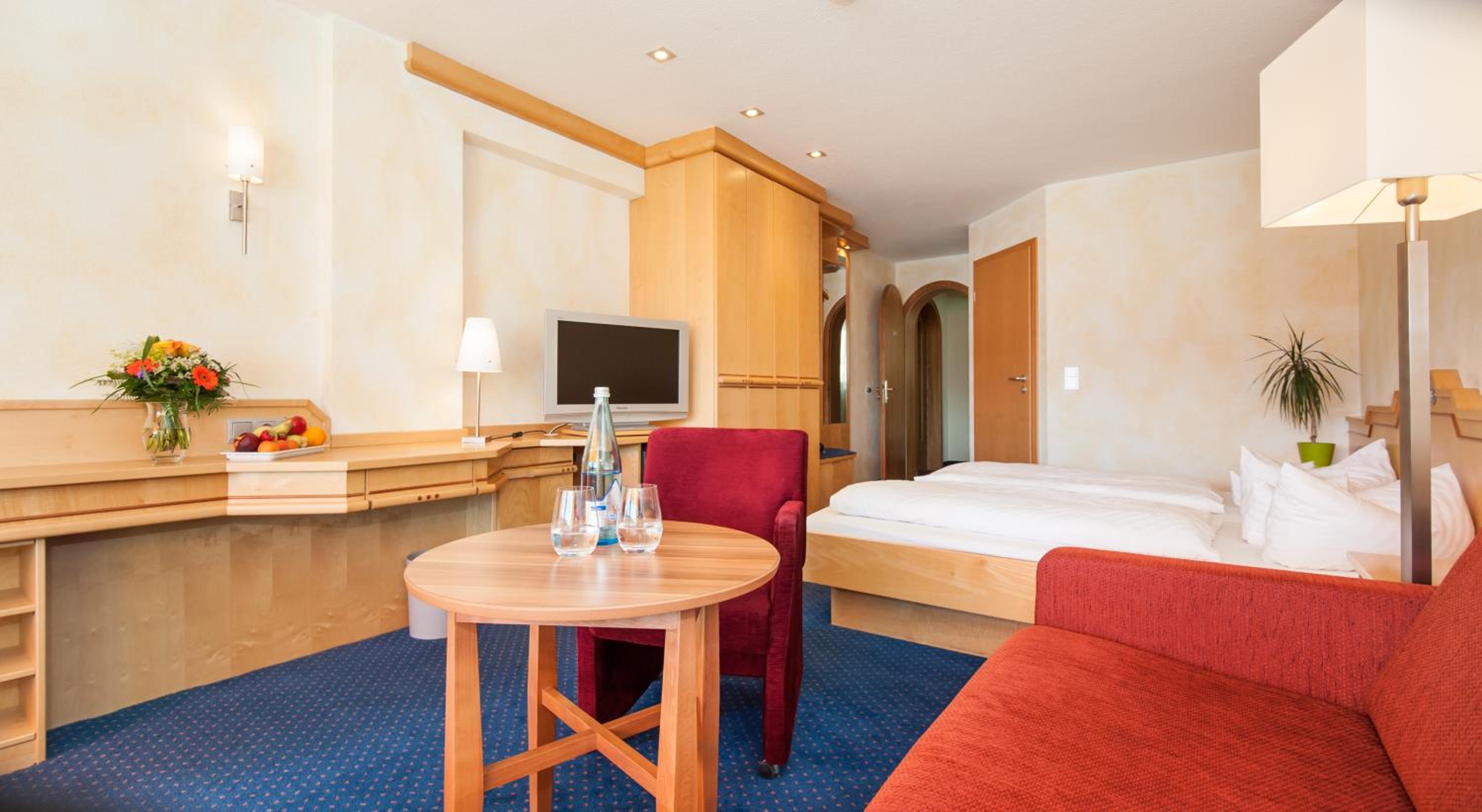 Standard Double Room - Photo 1