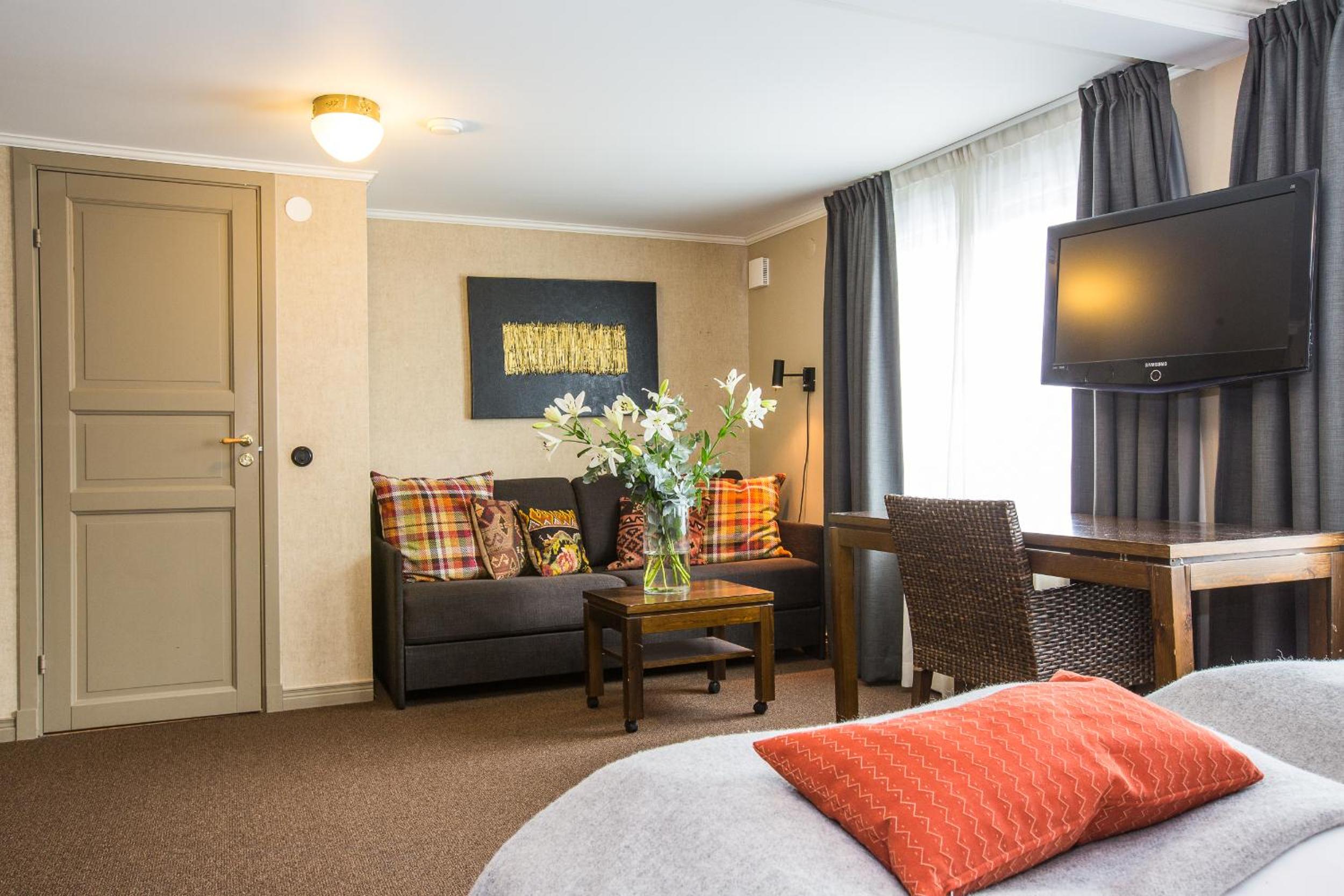 Deluxe Double or Twin Room - Photo 3