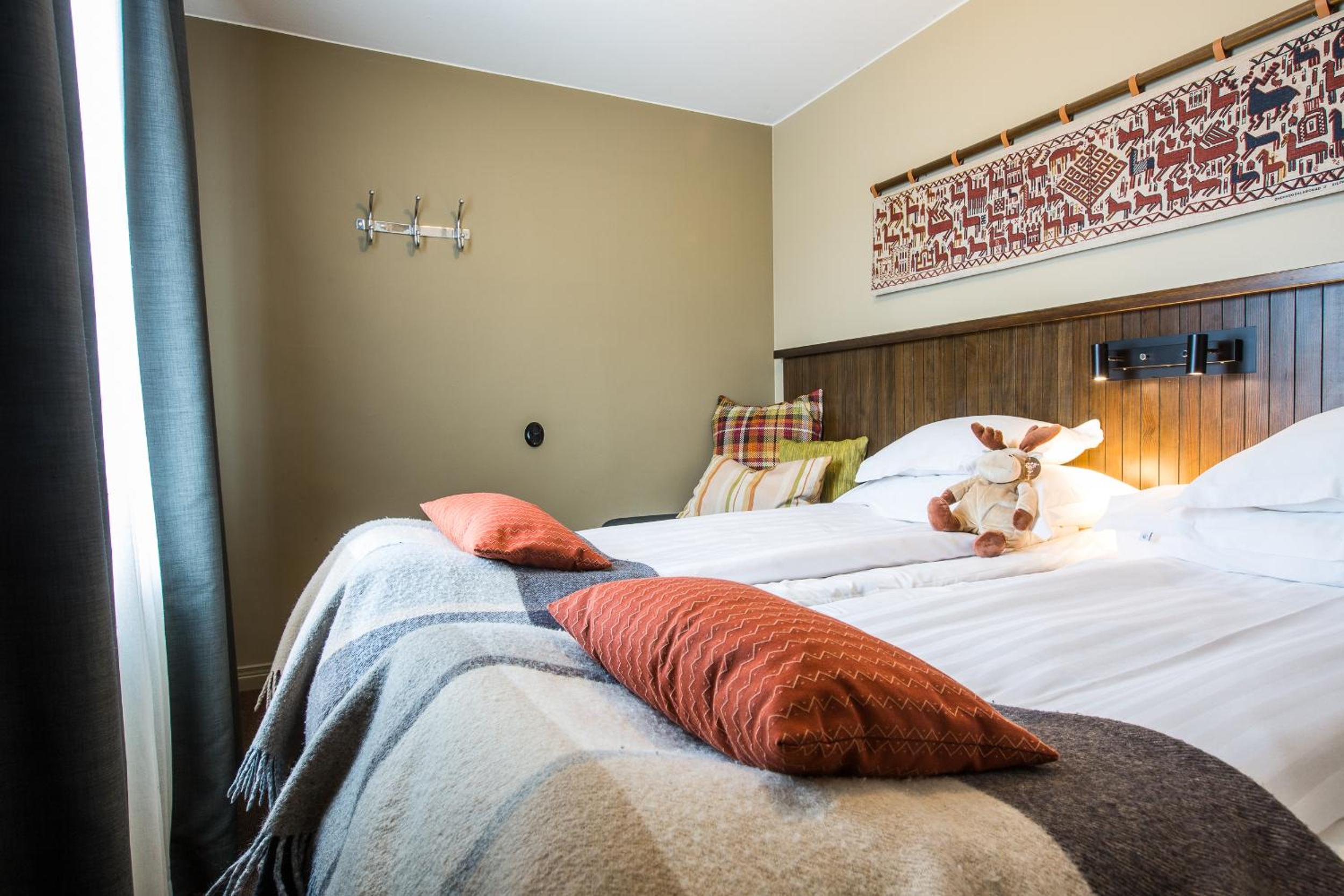 Standard Double or Twin Room - Photo 3