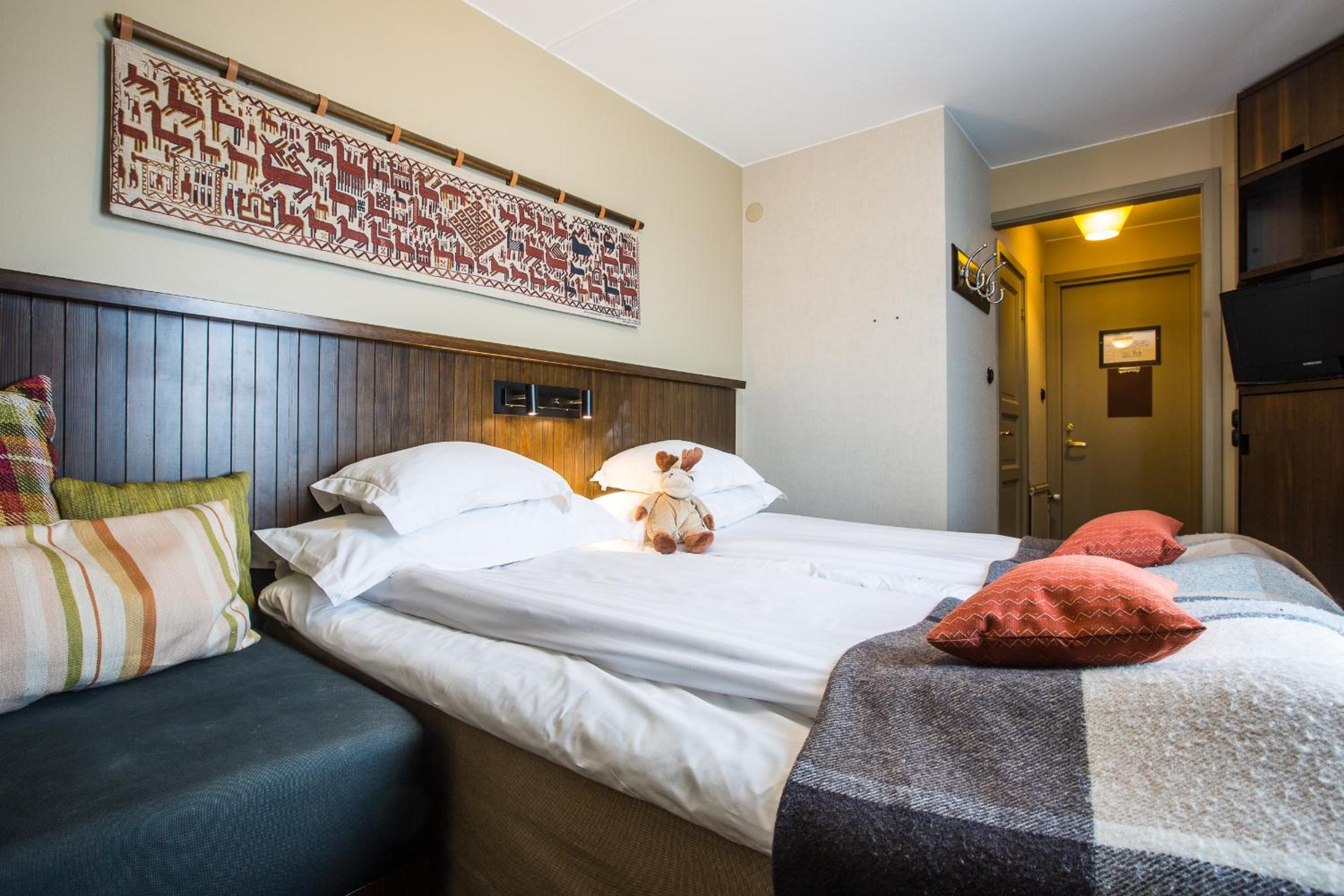 Standard Double or Twin Room - Photo 1