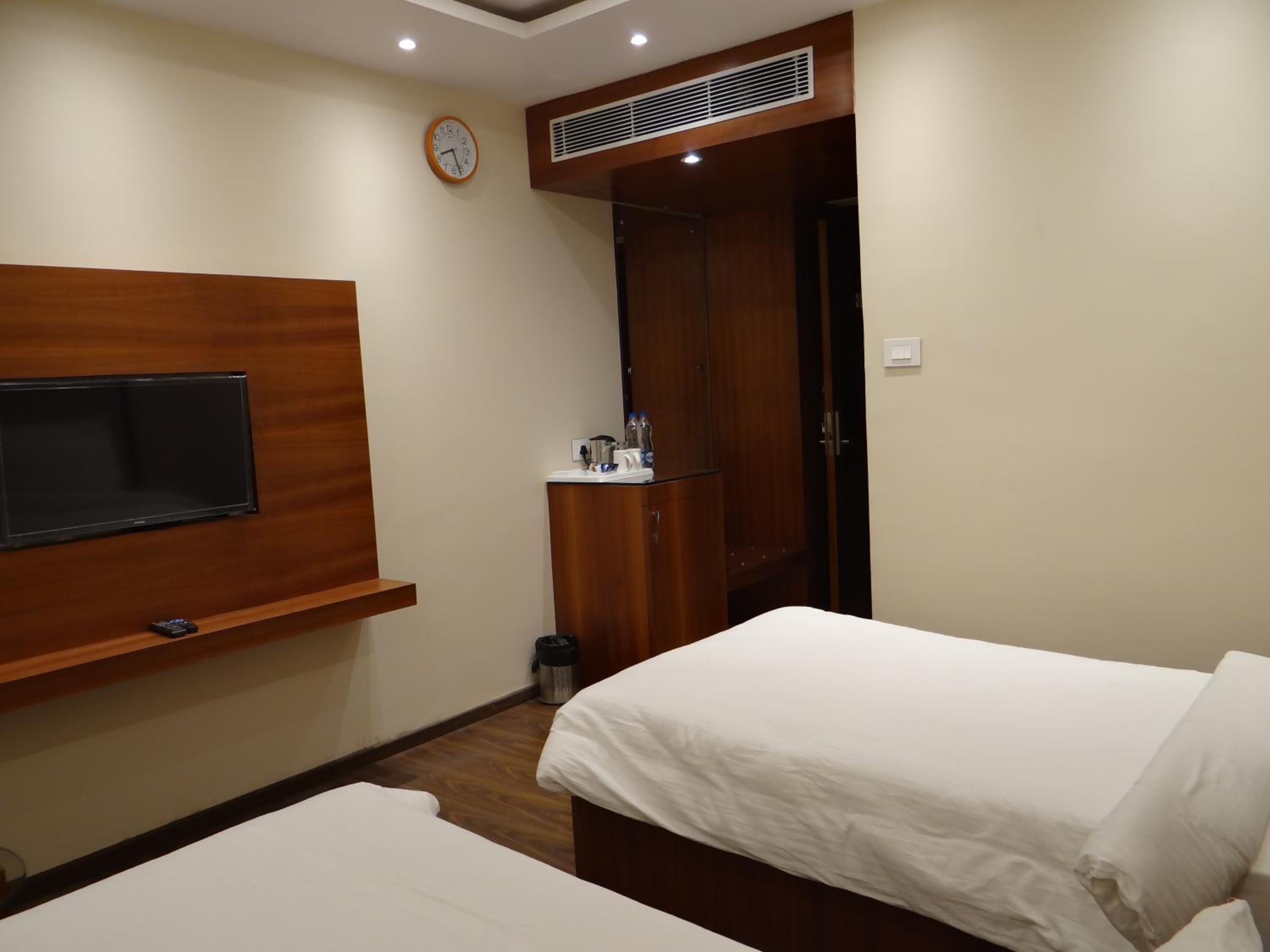Superior Double Room - Photo 2