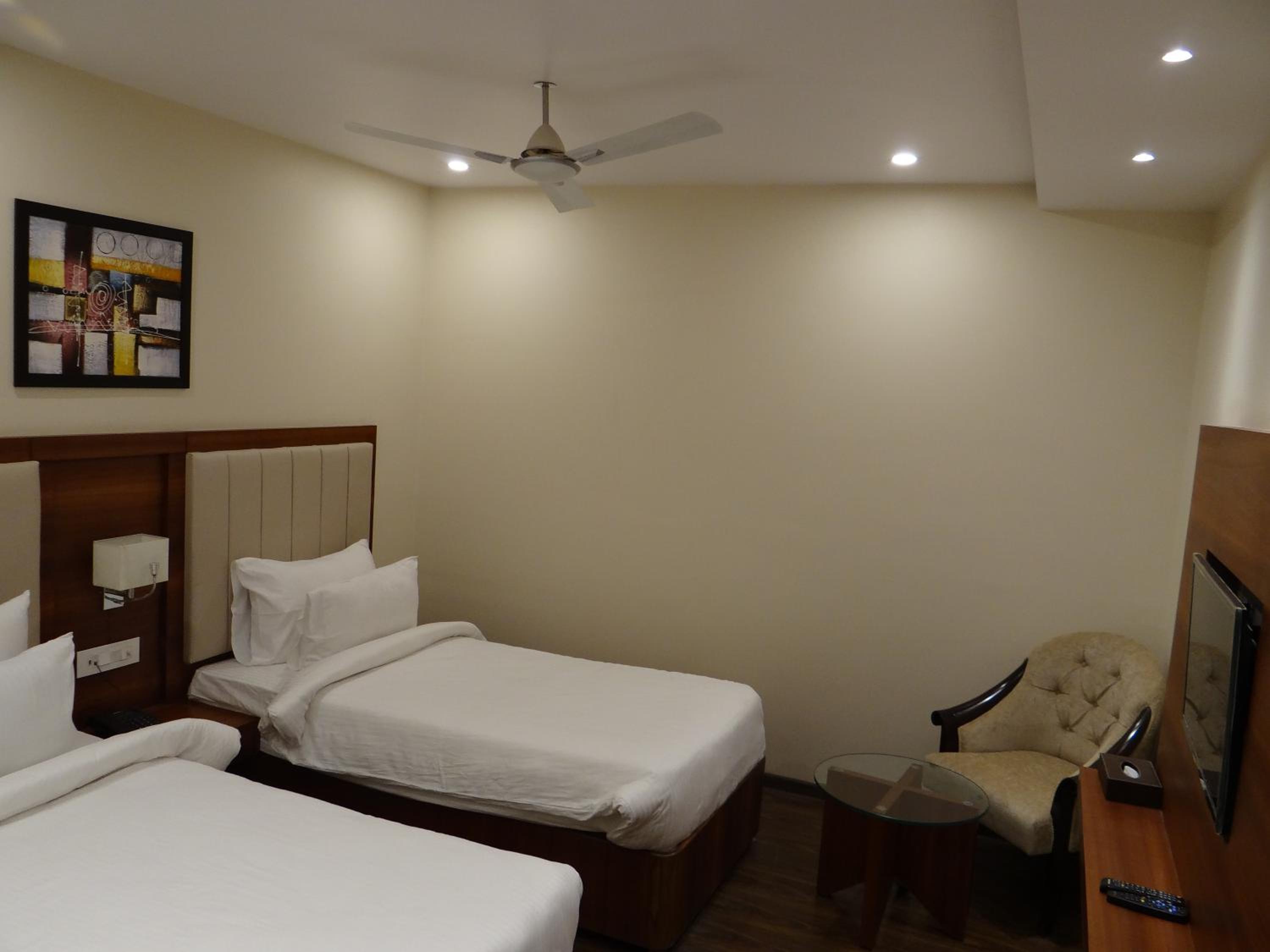 Superior Double Room - Photo 3