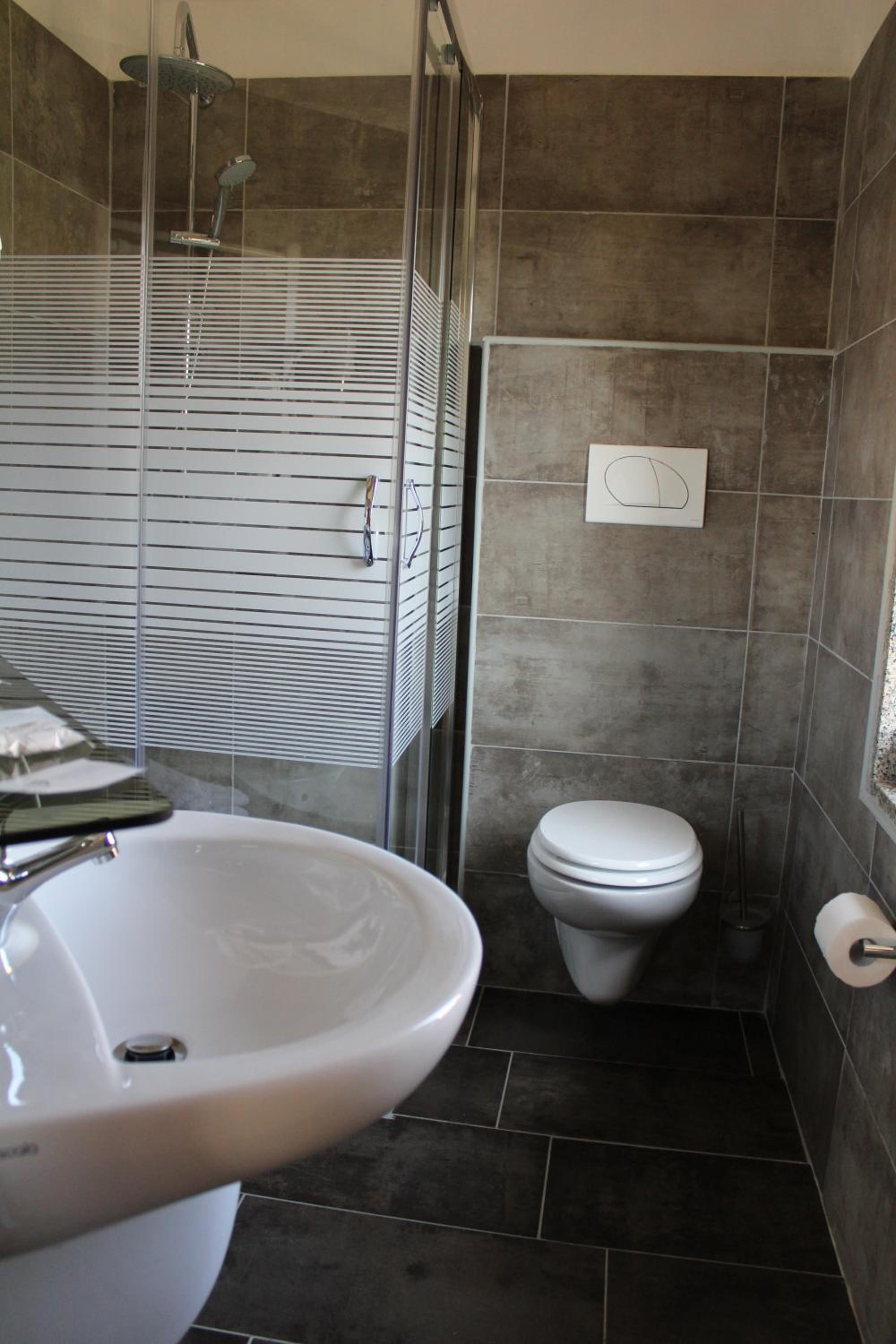 Double Room - Photo 20