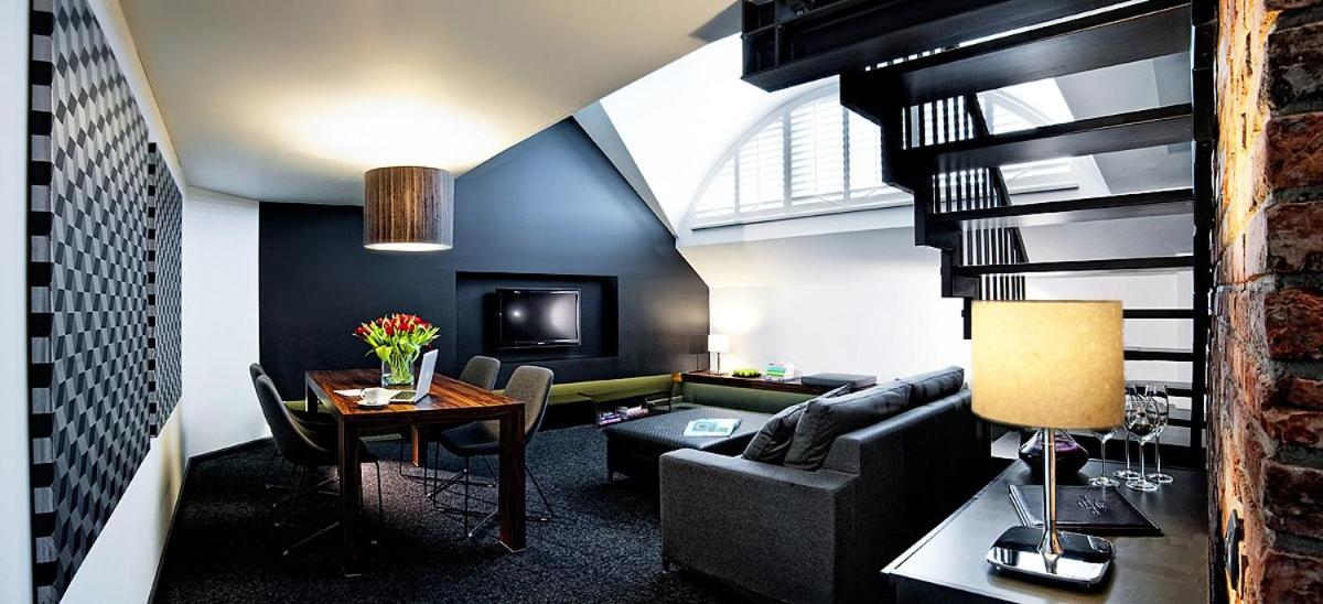 Apartment with Terrace photo 3