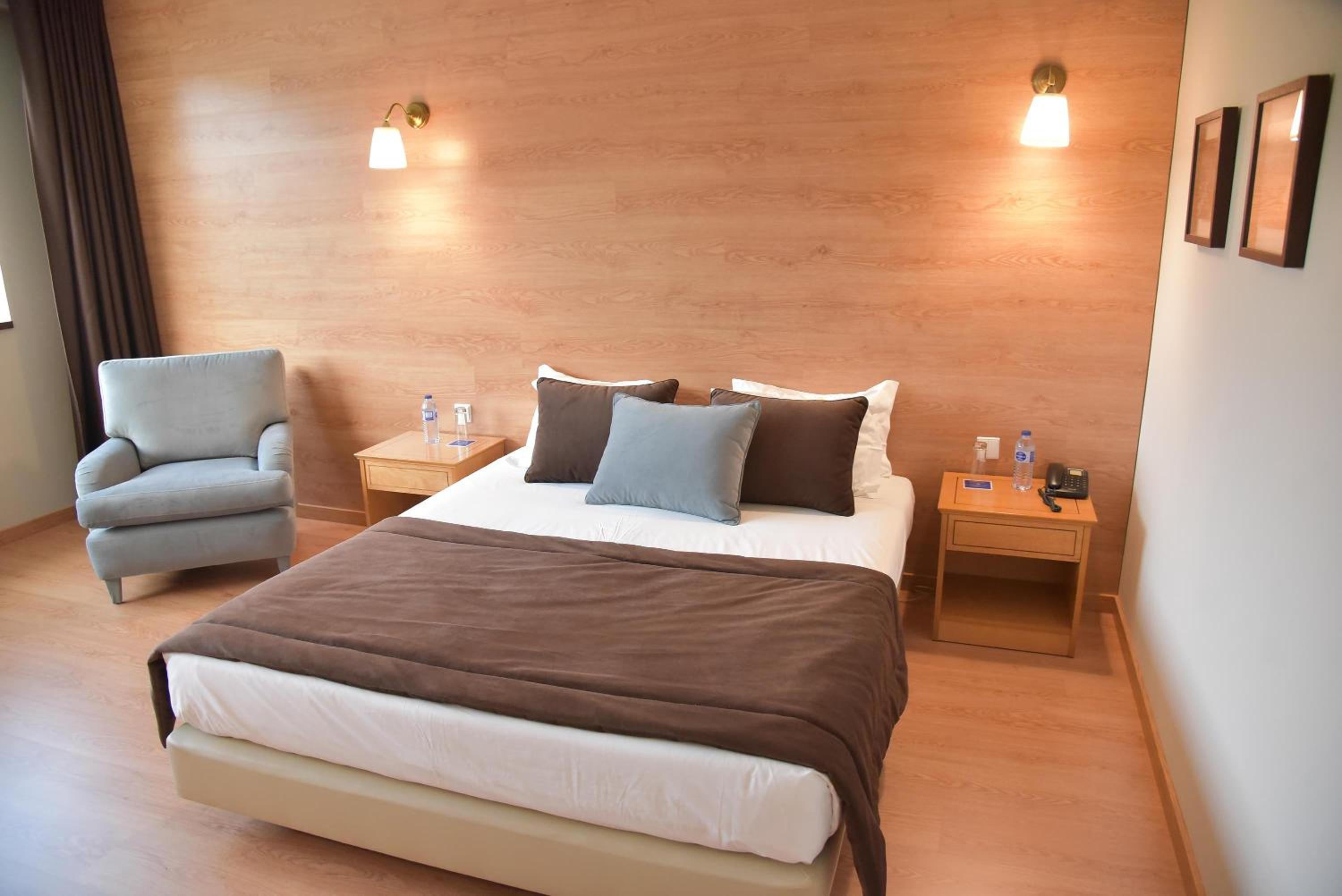 Superior Double or Twin Room photo 2