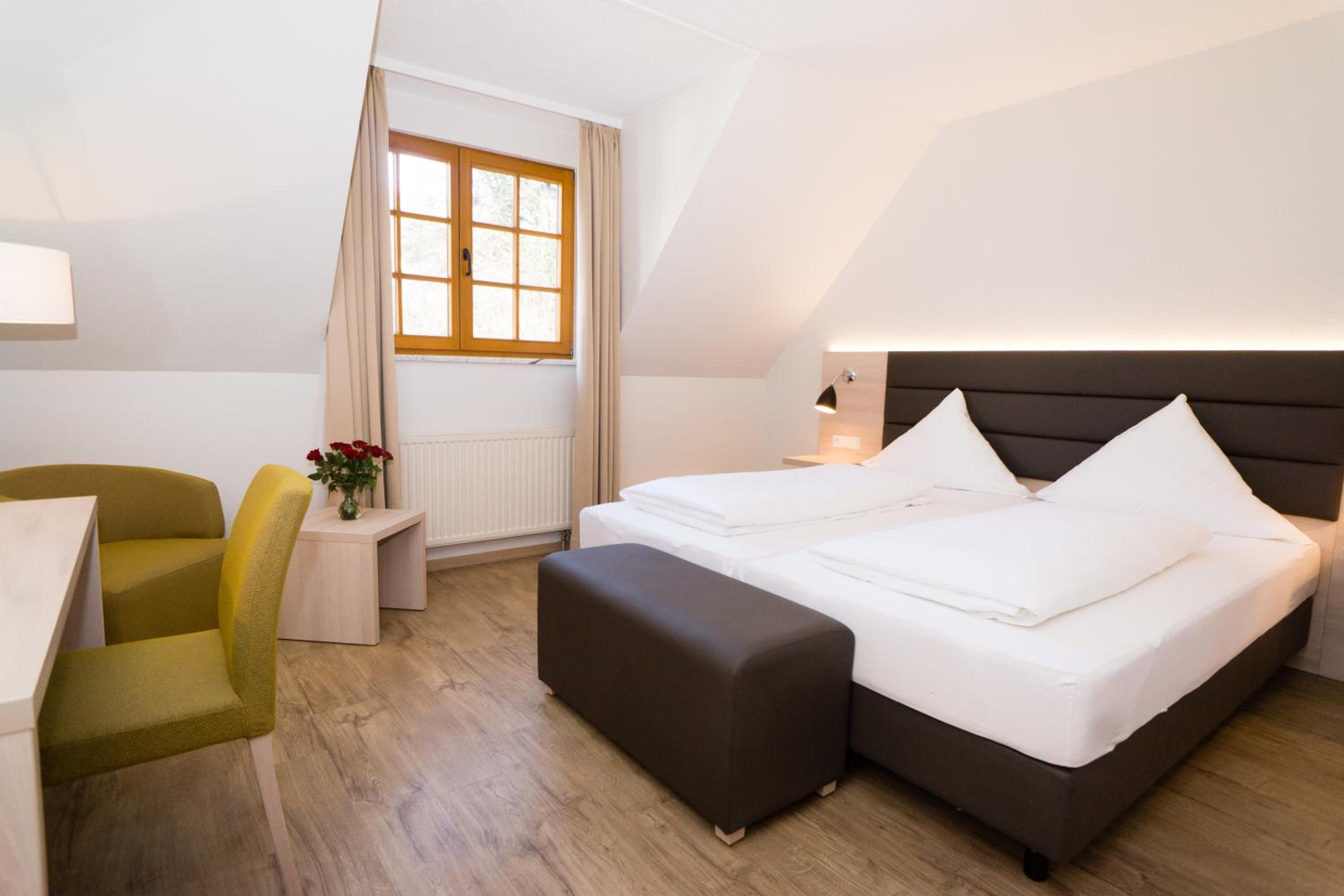 Double Room - Photo 1