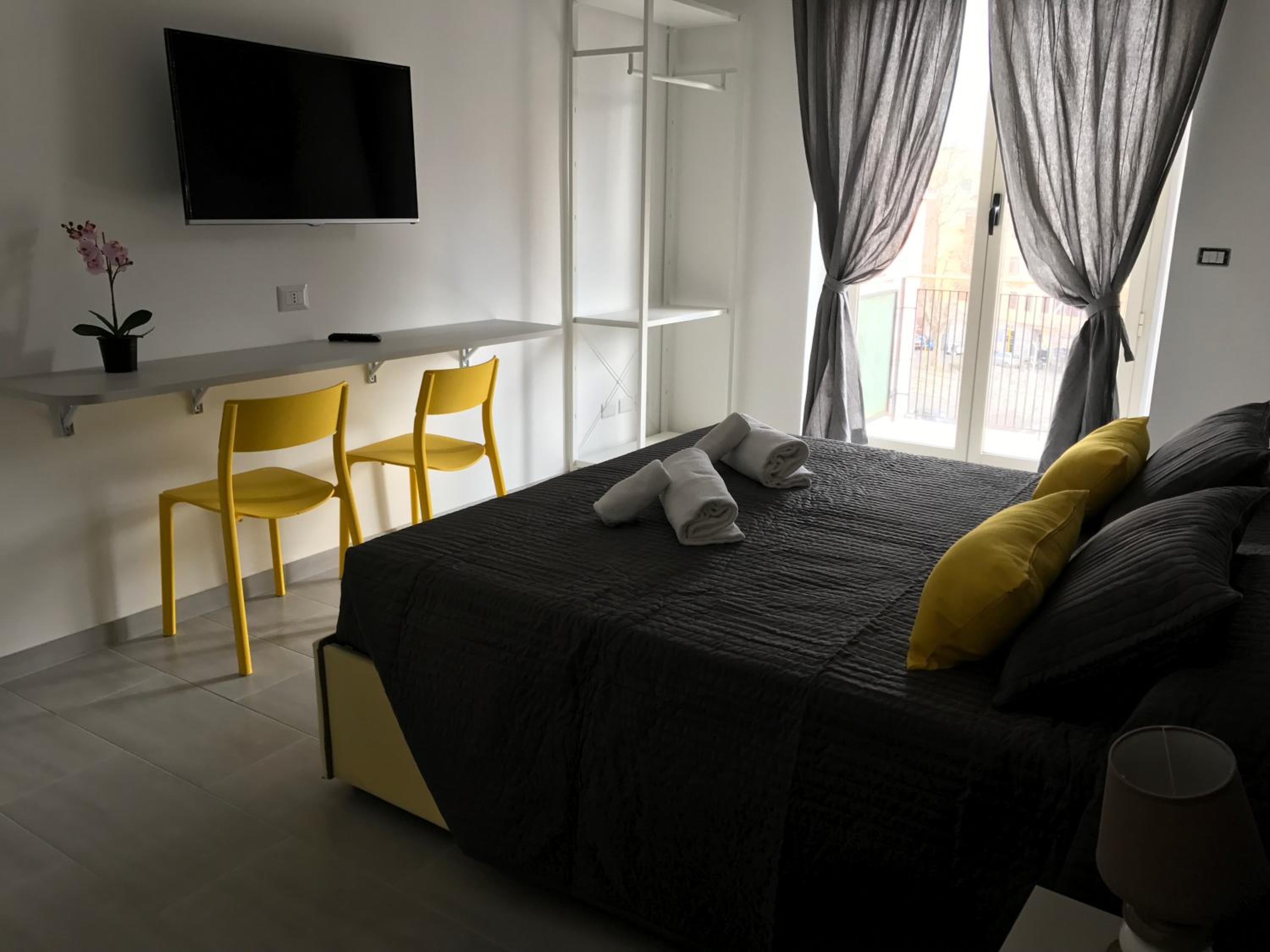 Standard Double Room with Private External Bathroom photo 2