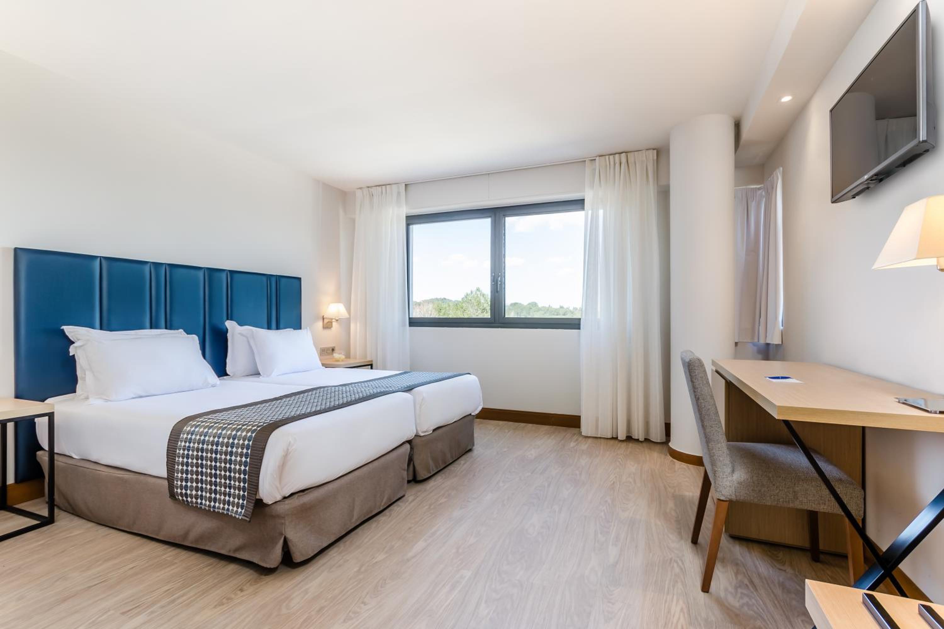 Double or Twin Room photo 2