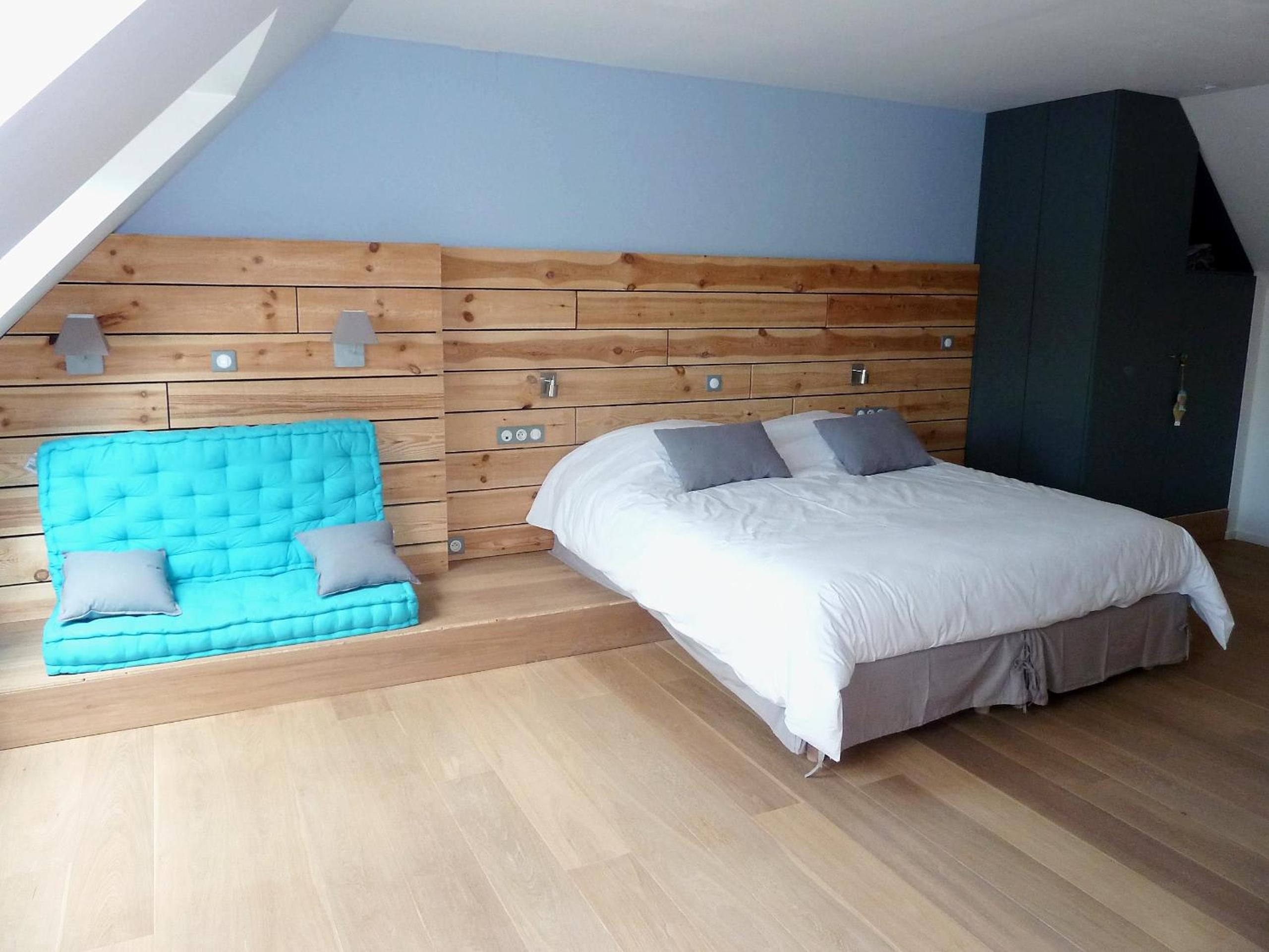 Family Room - Photo 1