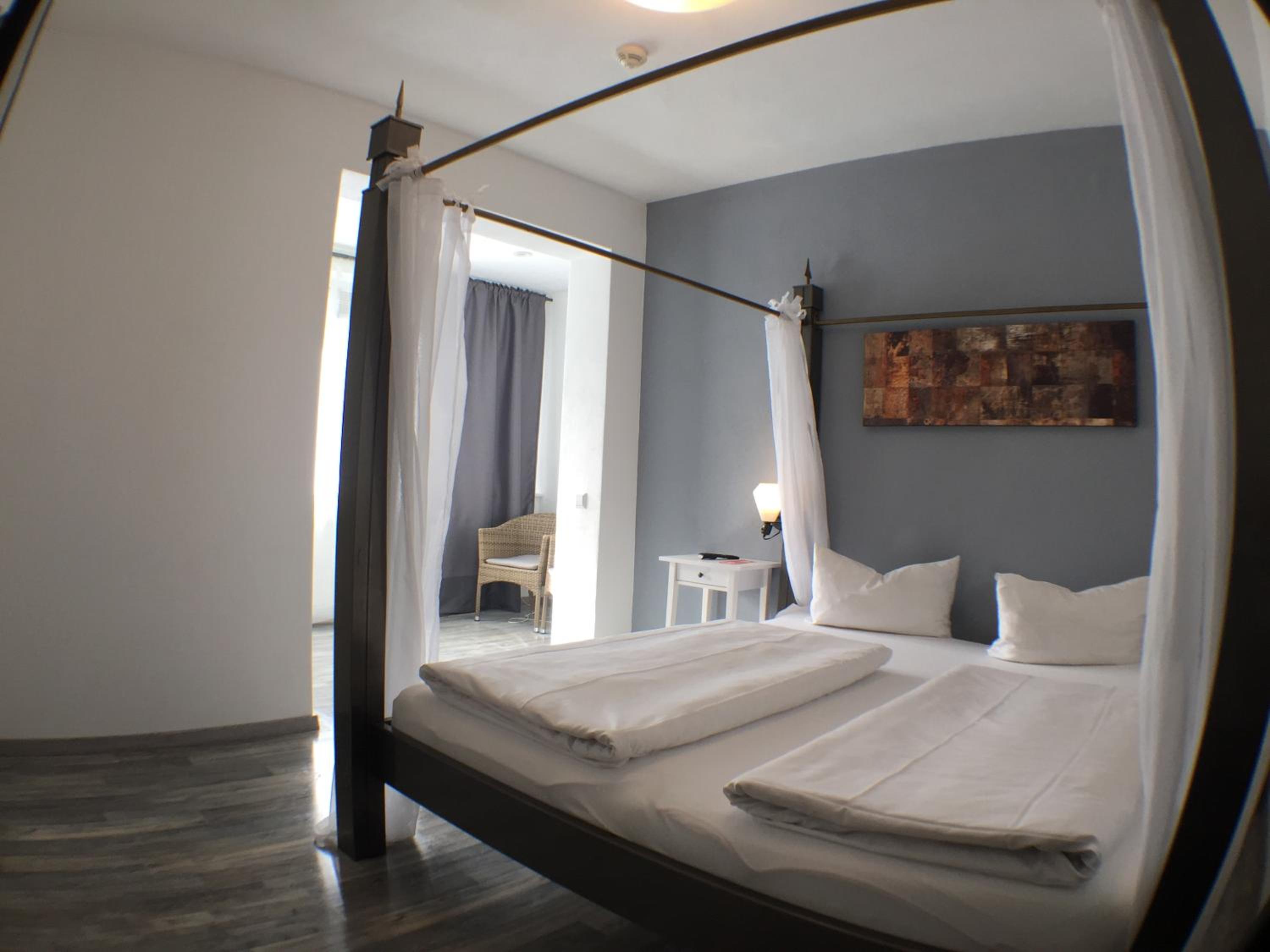 Deluxe Double Room with Balcony and Sea View