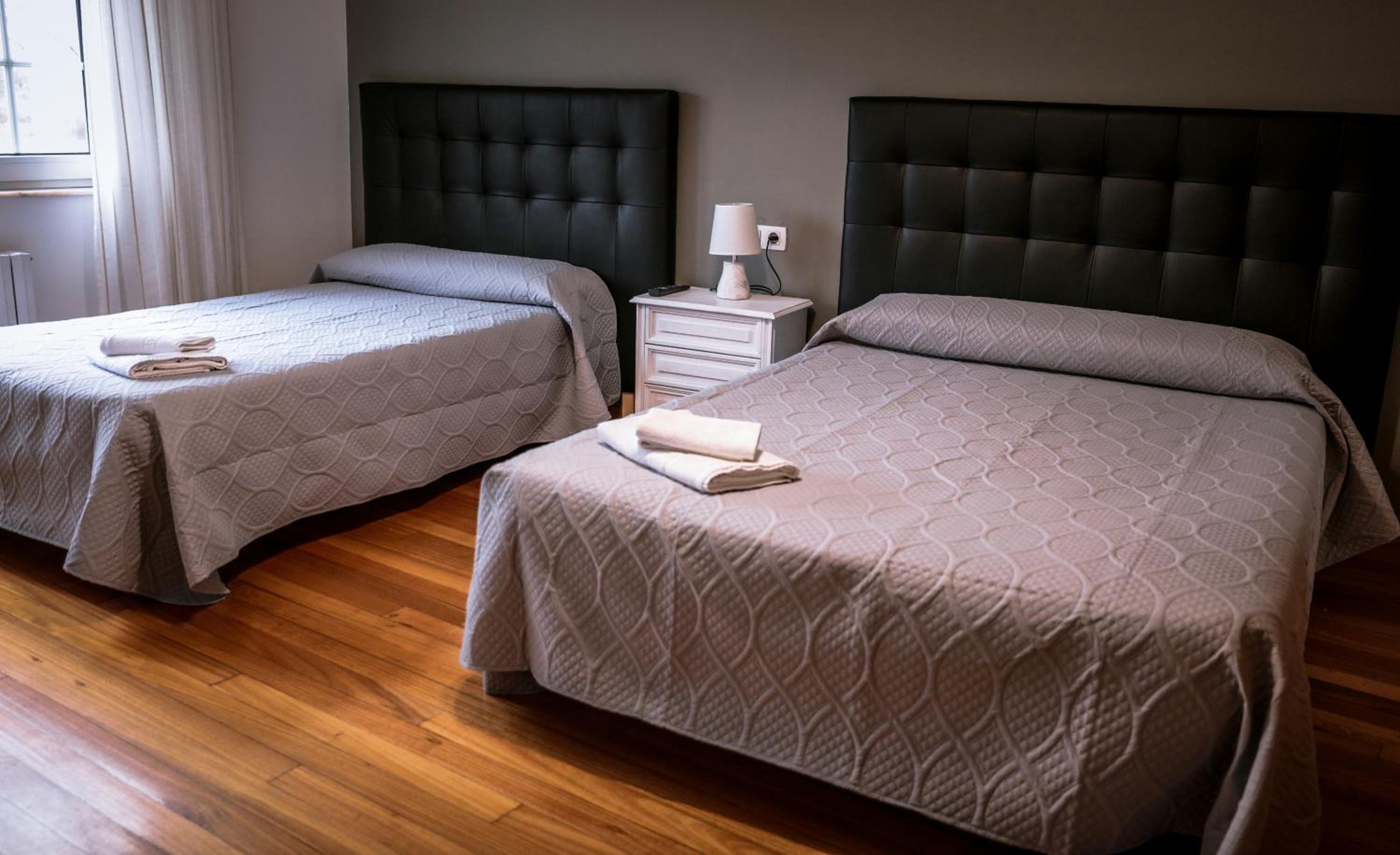 Habitación Doble con Baño Privado