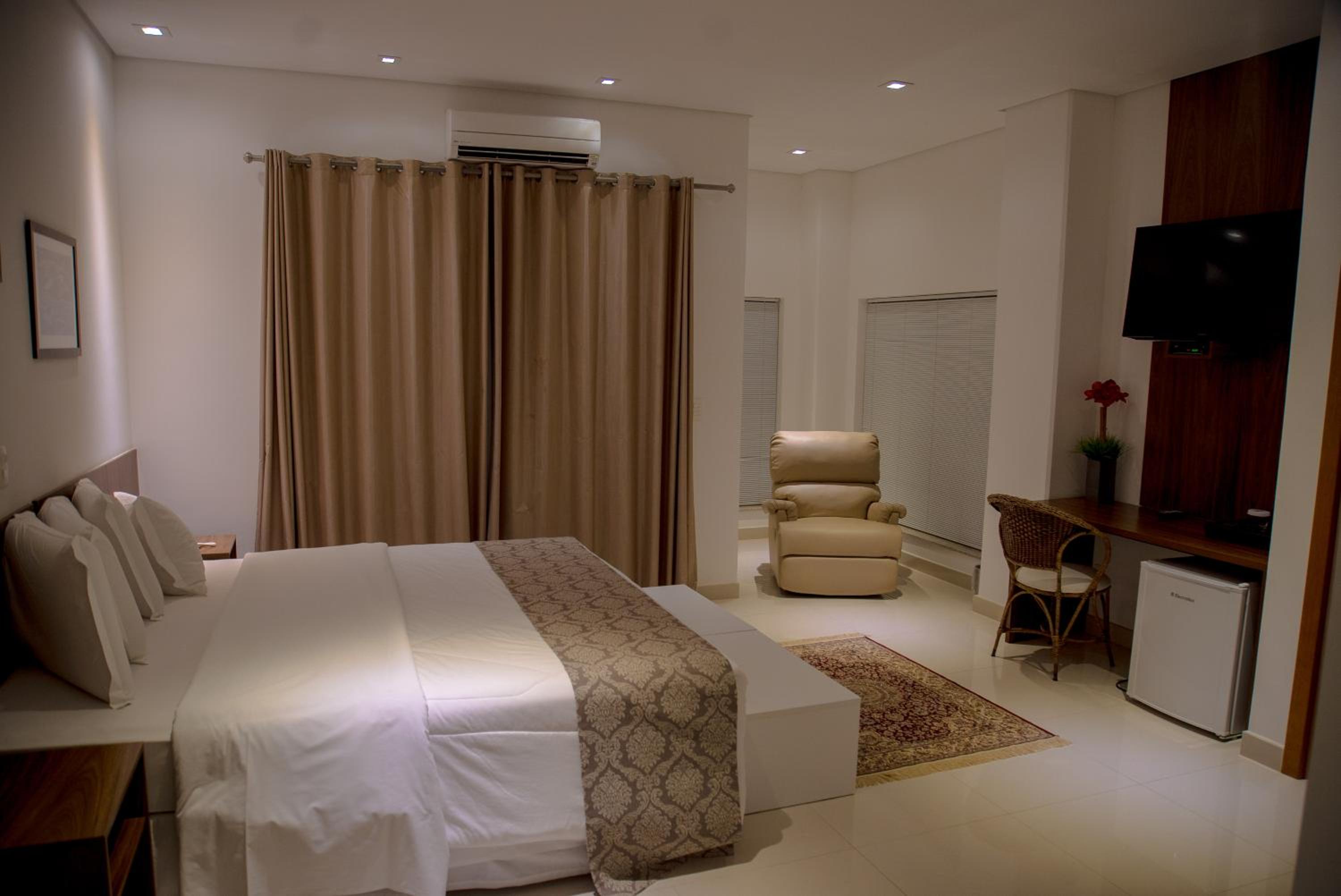 King Room with Garden View photo 3