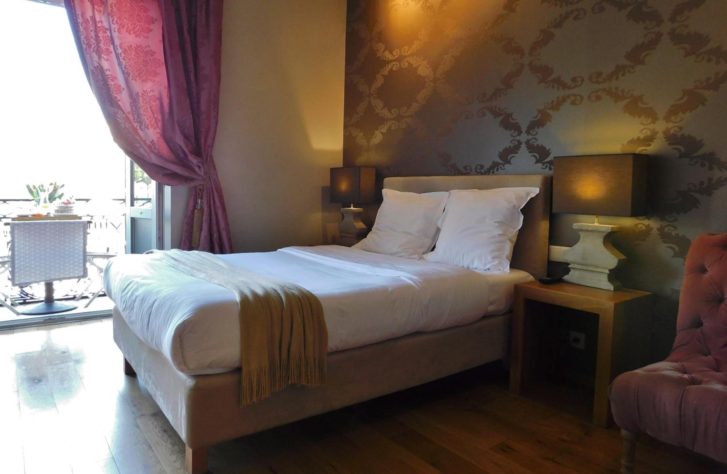 Deluxe Double Room with Balcony