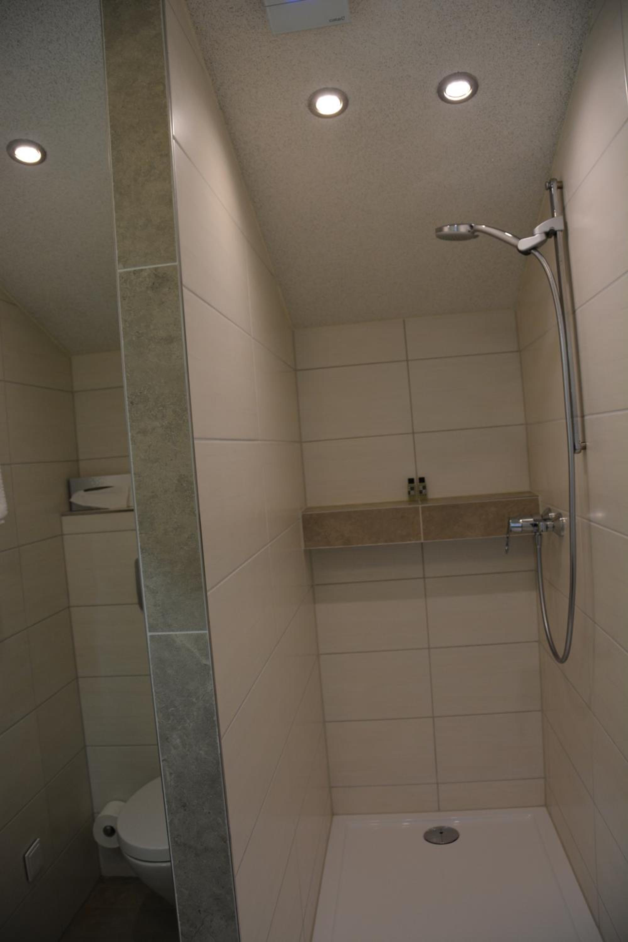 Comfort Double Room - Photo 8