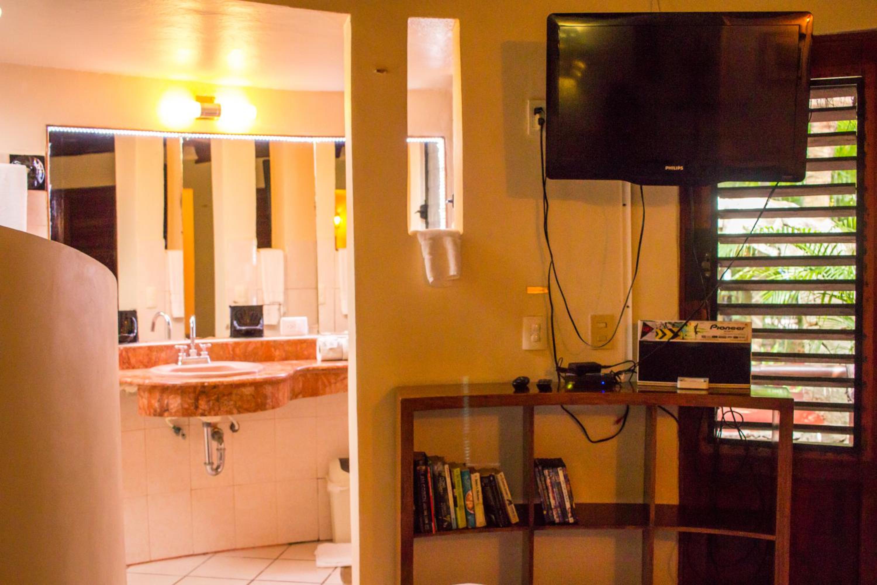 Queen Suite Naranja - Photo 16