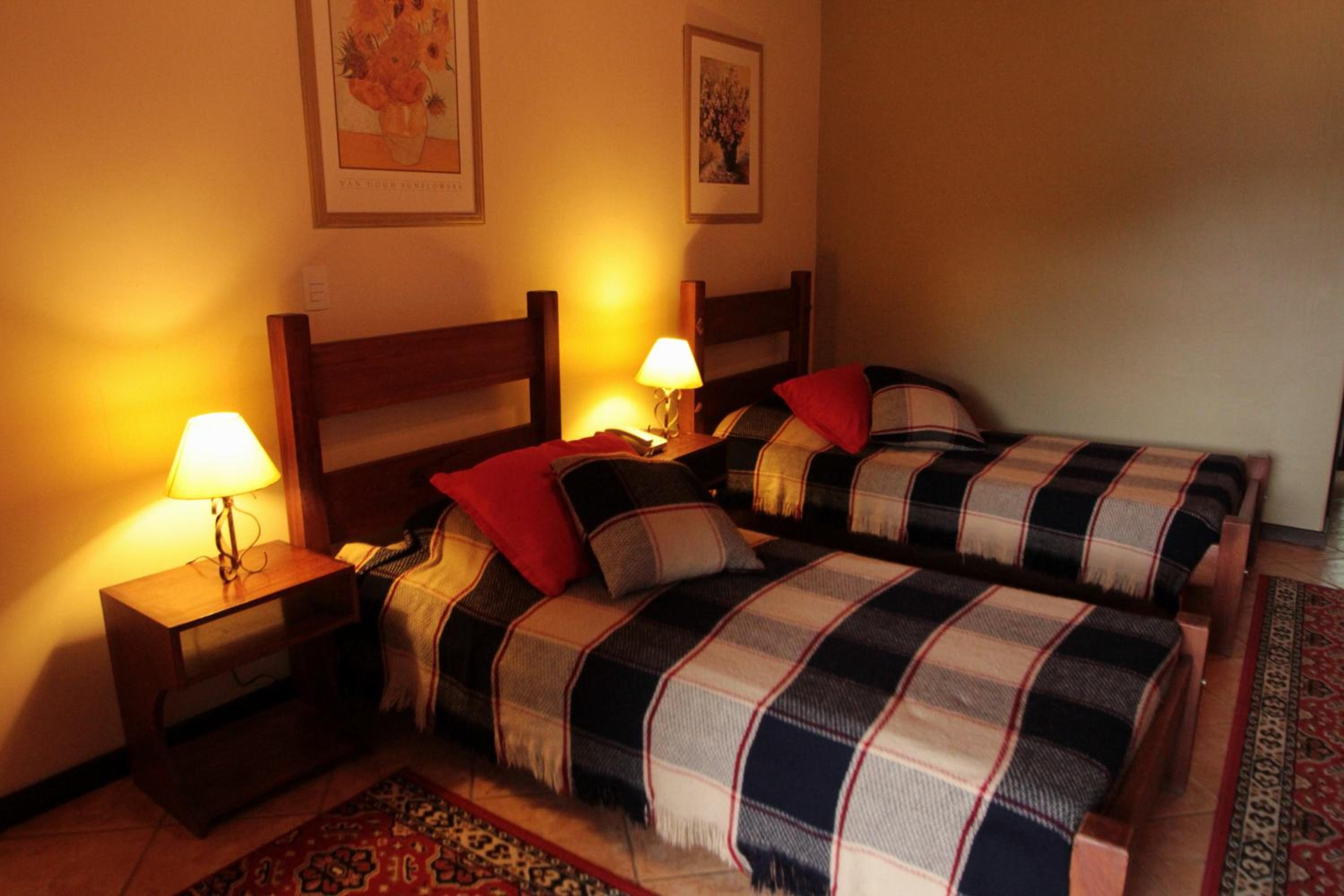 Standard Twin Room photo 2