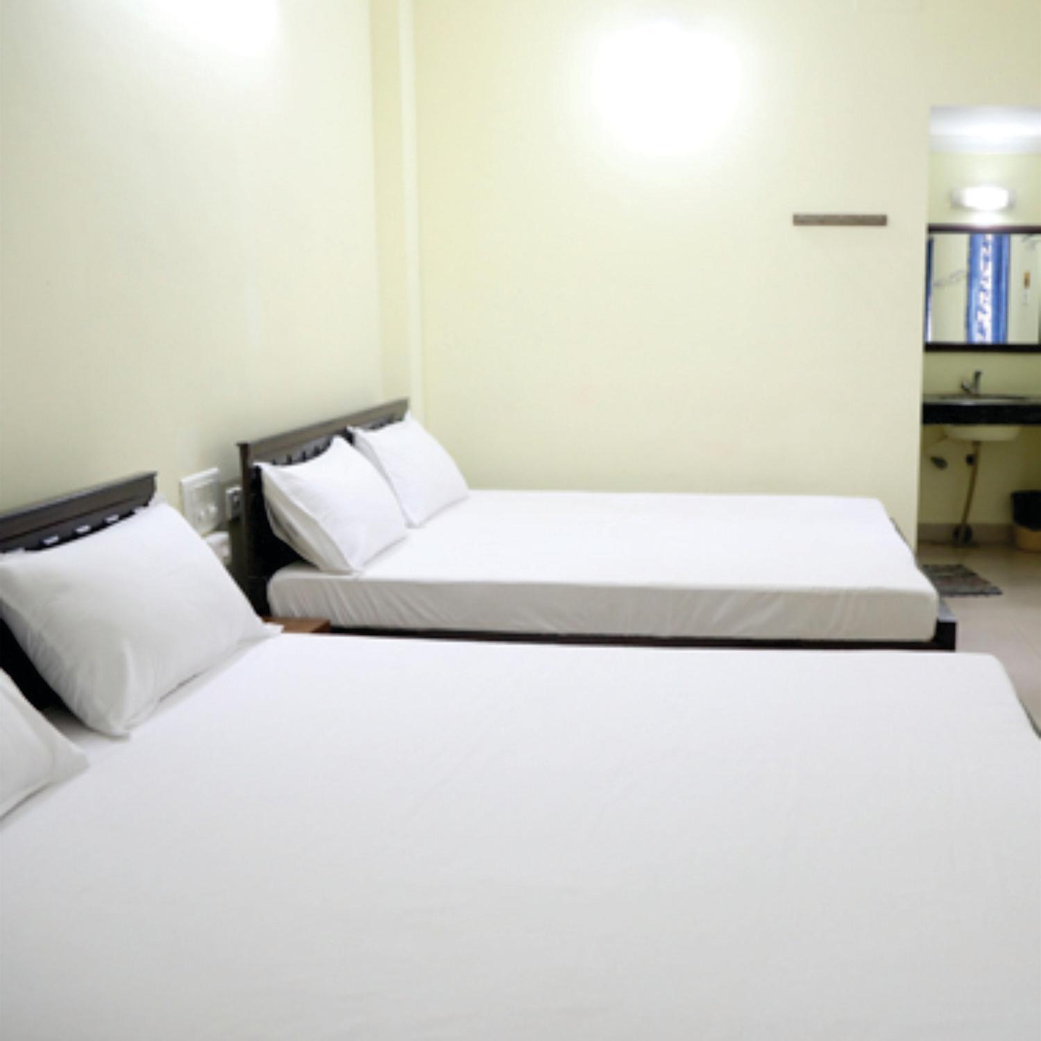 Basic Triple Room