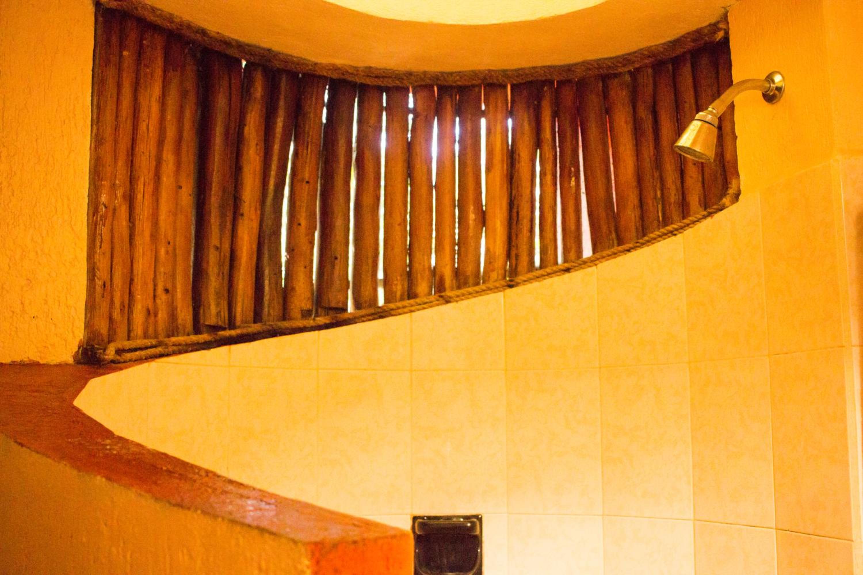 Queen Suite Naranja - Photo 21