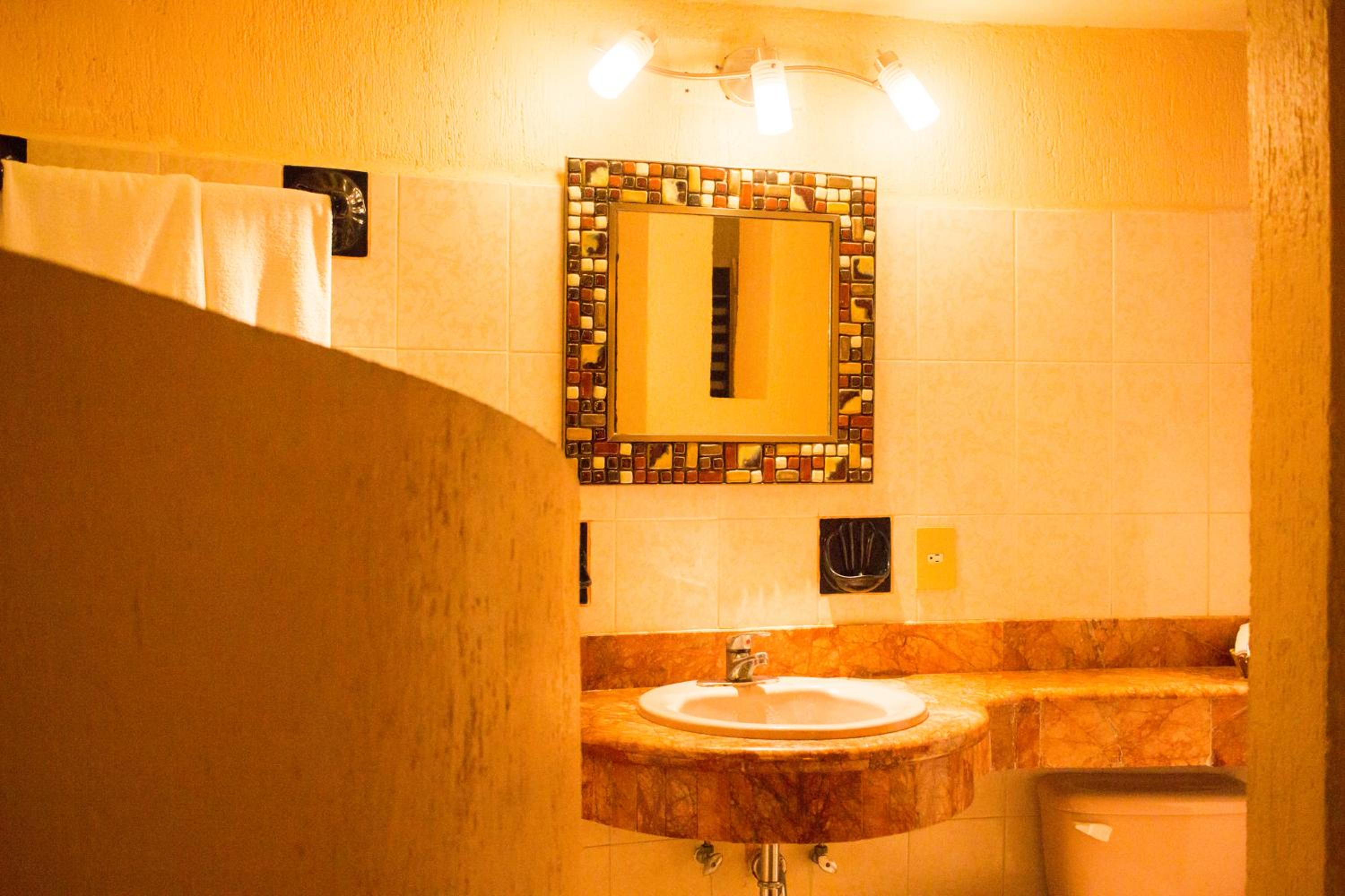 Queen Suite Naranja - Photo 20
