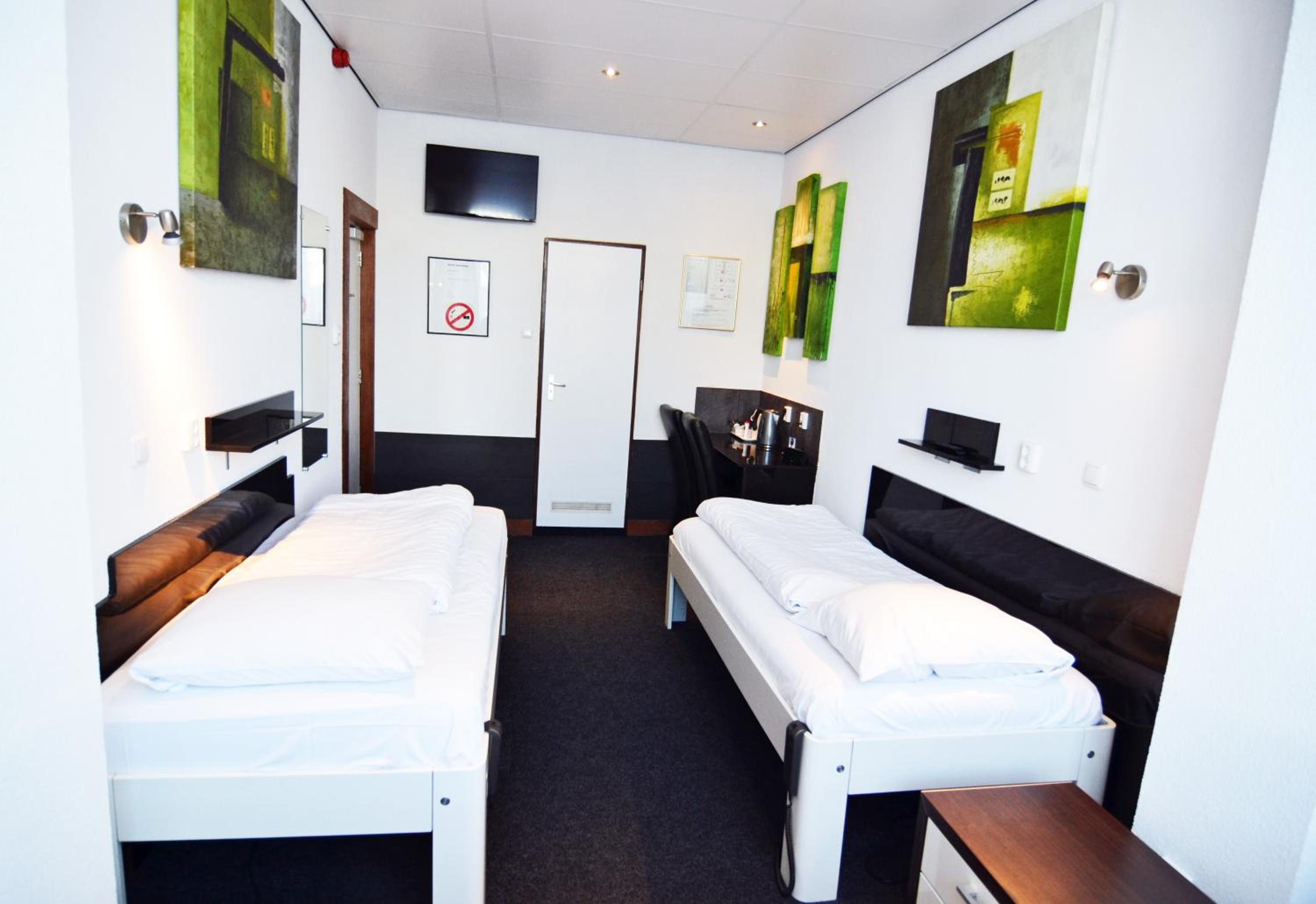 Comfort Triple Room photo 3