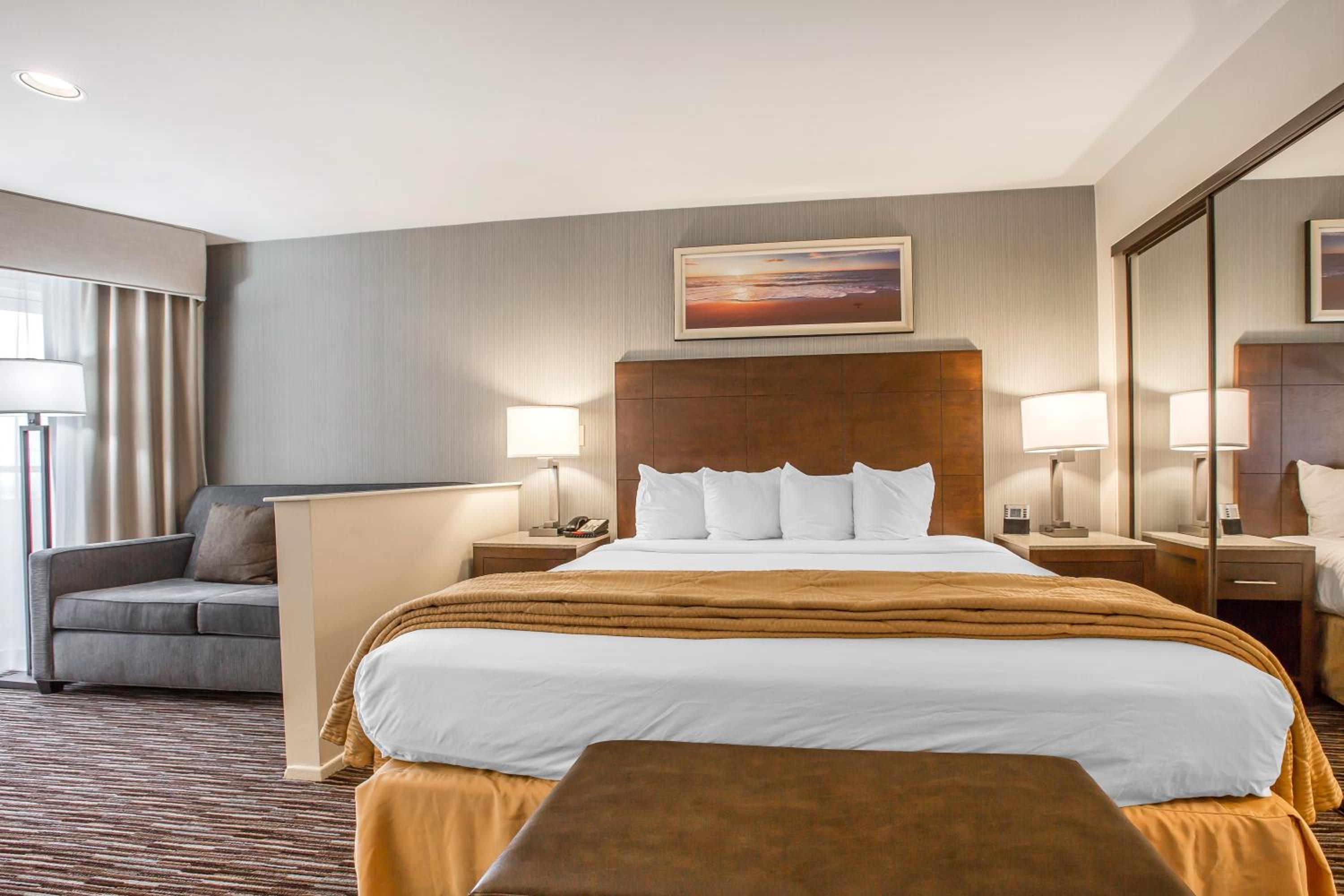 King Room - Disability Access/Non-Smoking - Photo 3