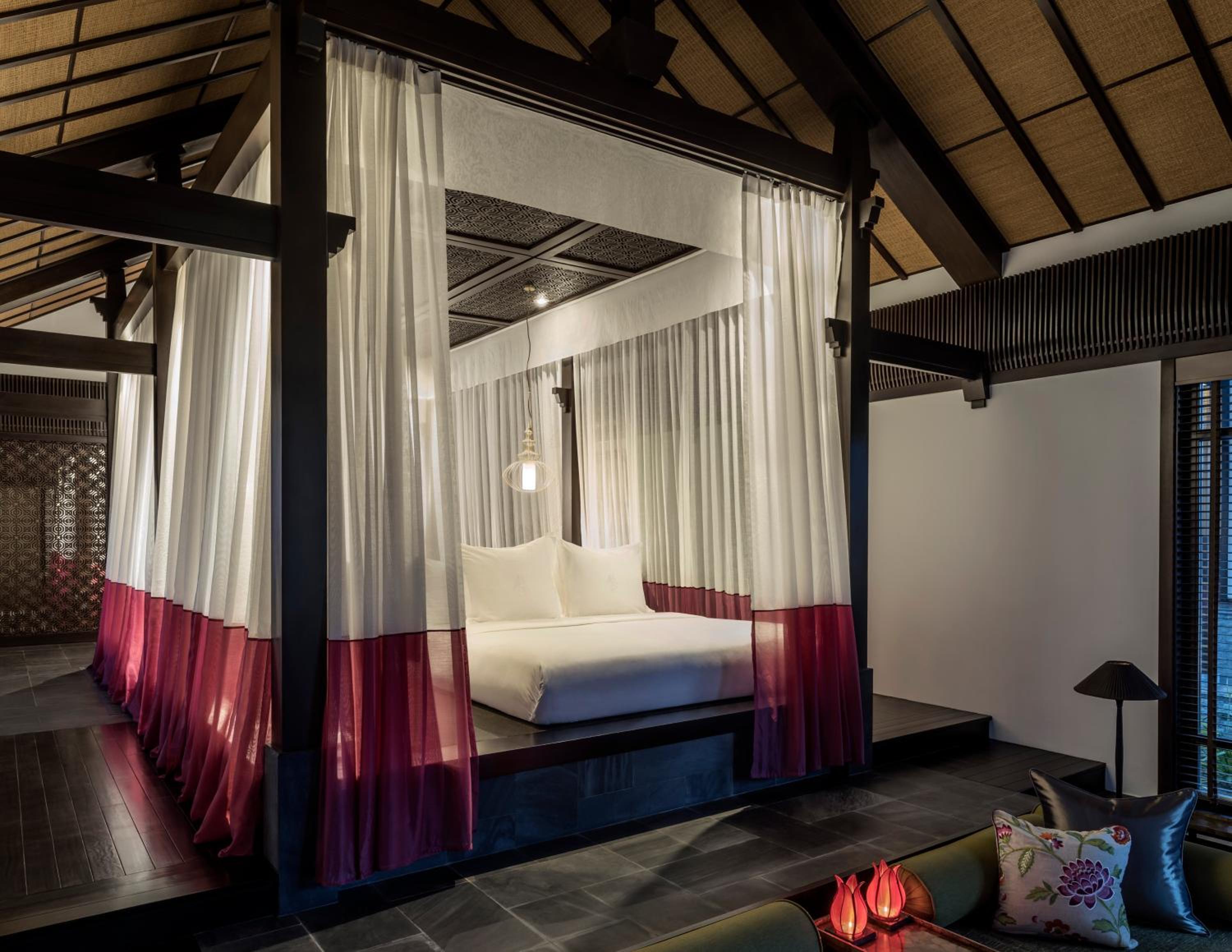 Family Villa- Room Rate inclusive of breakfast for 2 adults - Photo 3