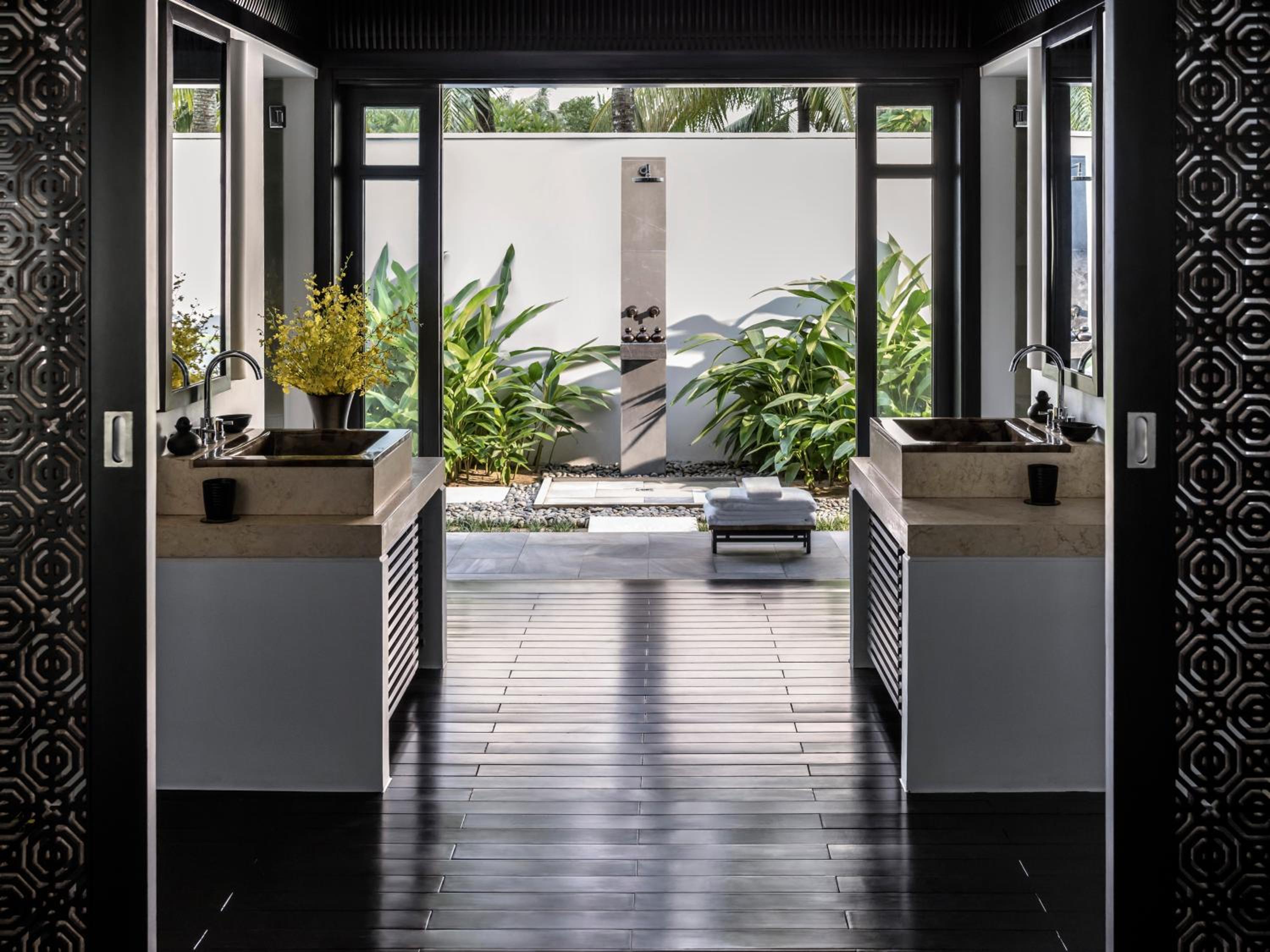 One Bedroom Beachfront villa - Room Rate inclusive of breakfast for 2 adults - Photo 7