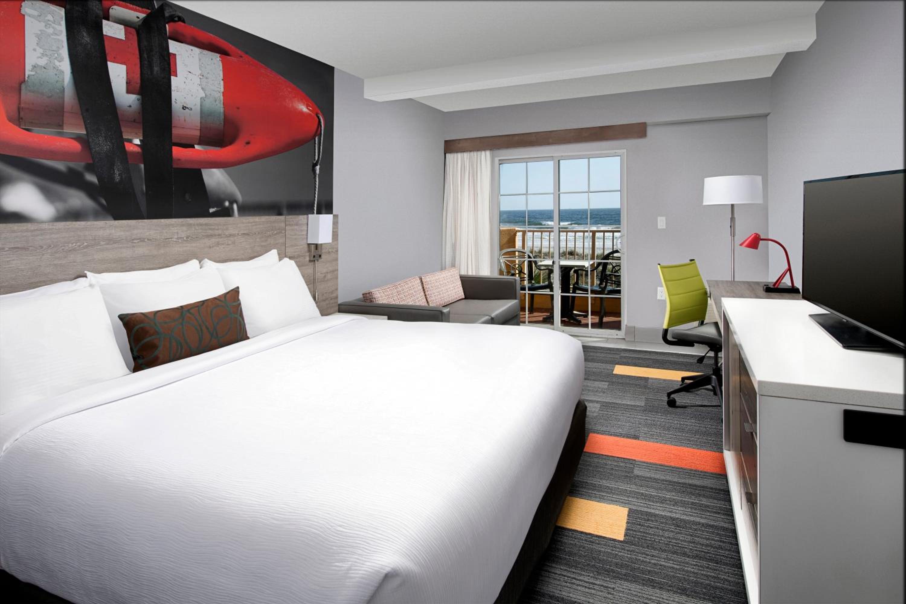 King Room - Ocean Front - Non-Smoking - Photo 7