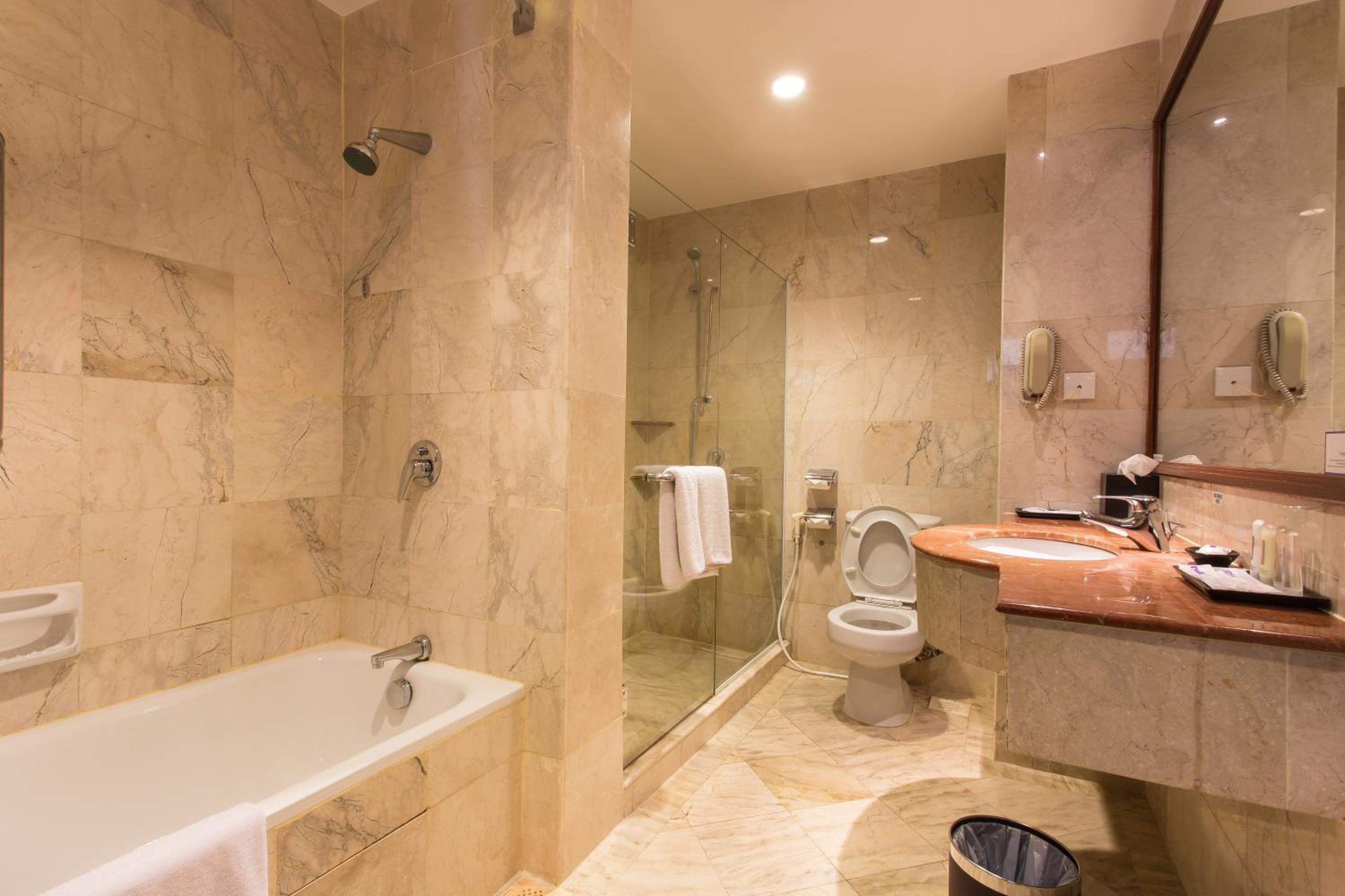 Standard Room - Photo 11