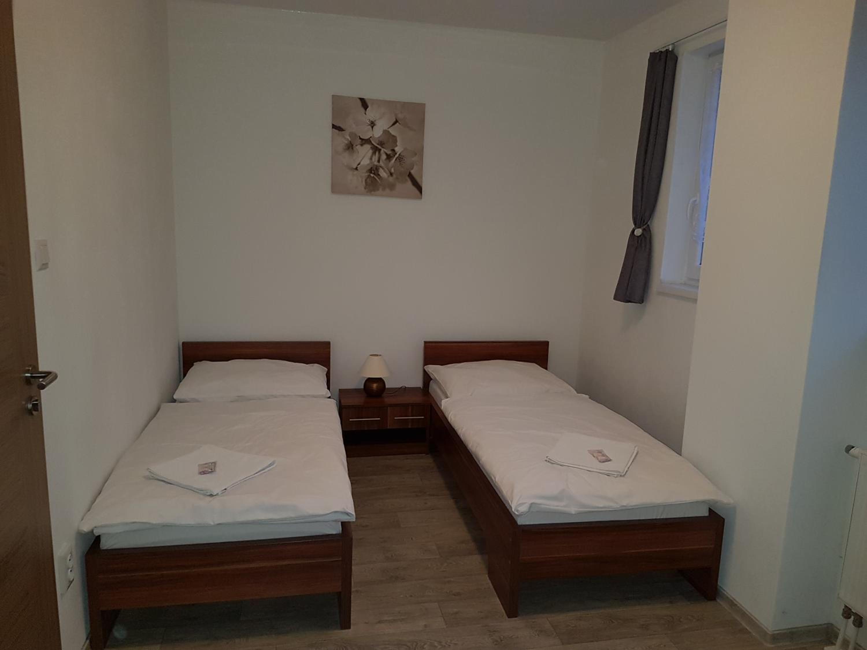 Double or Twin Room - Photo 2