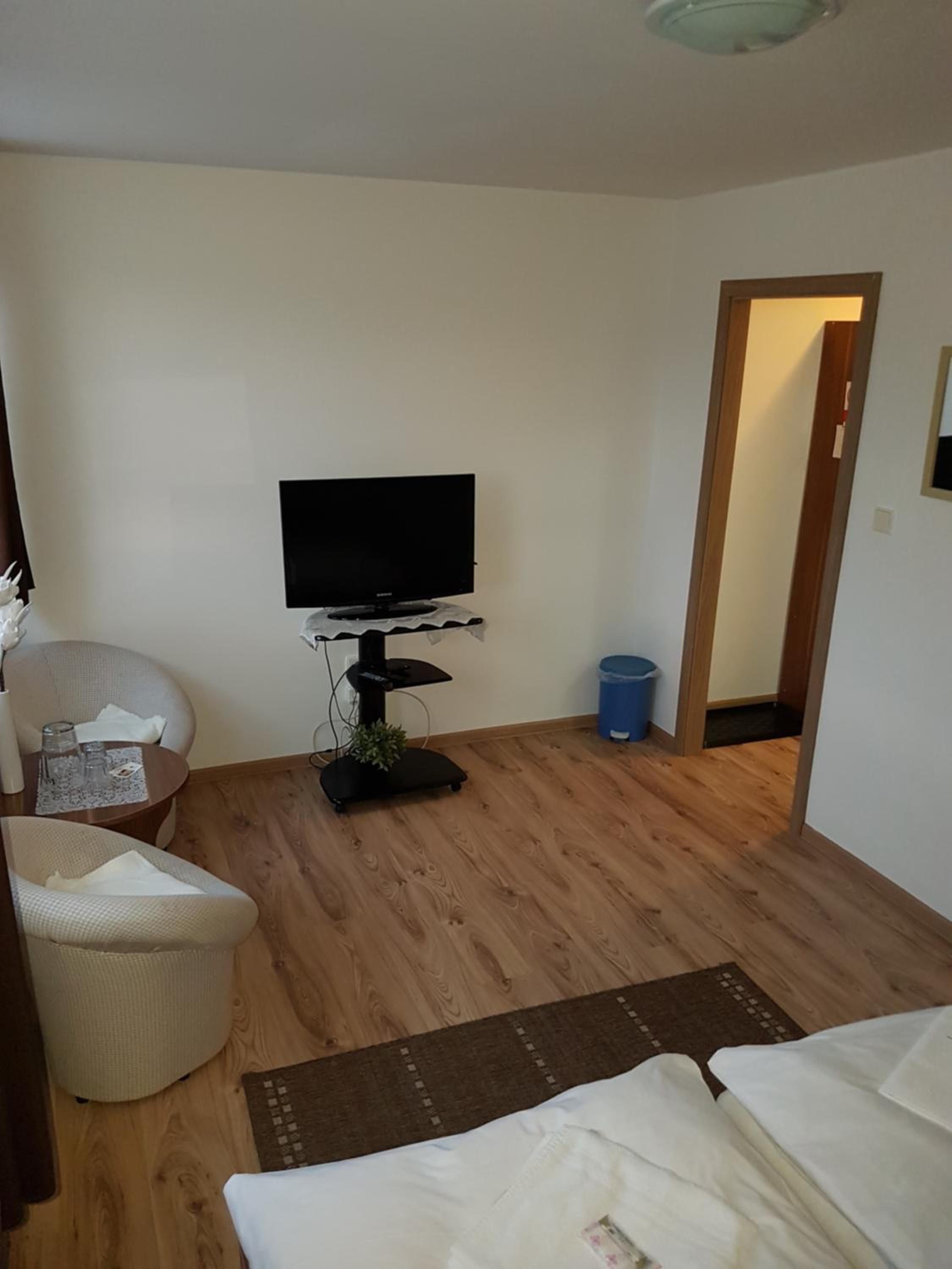 Double or Twin Room photo 2